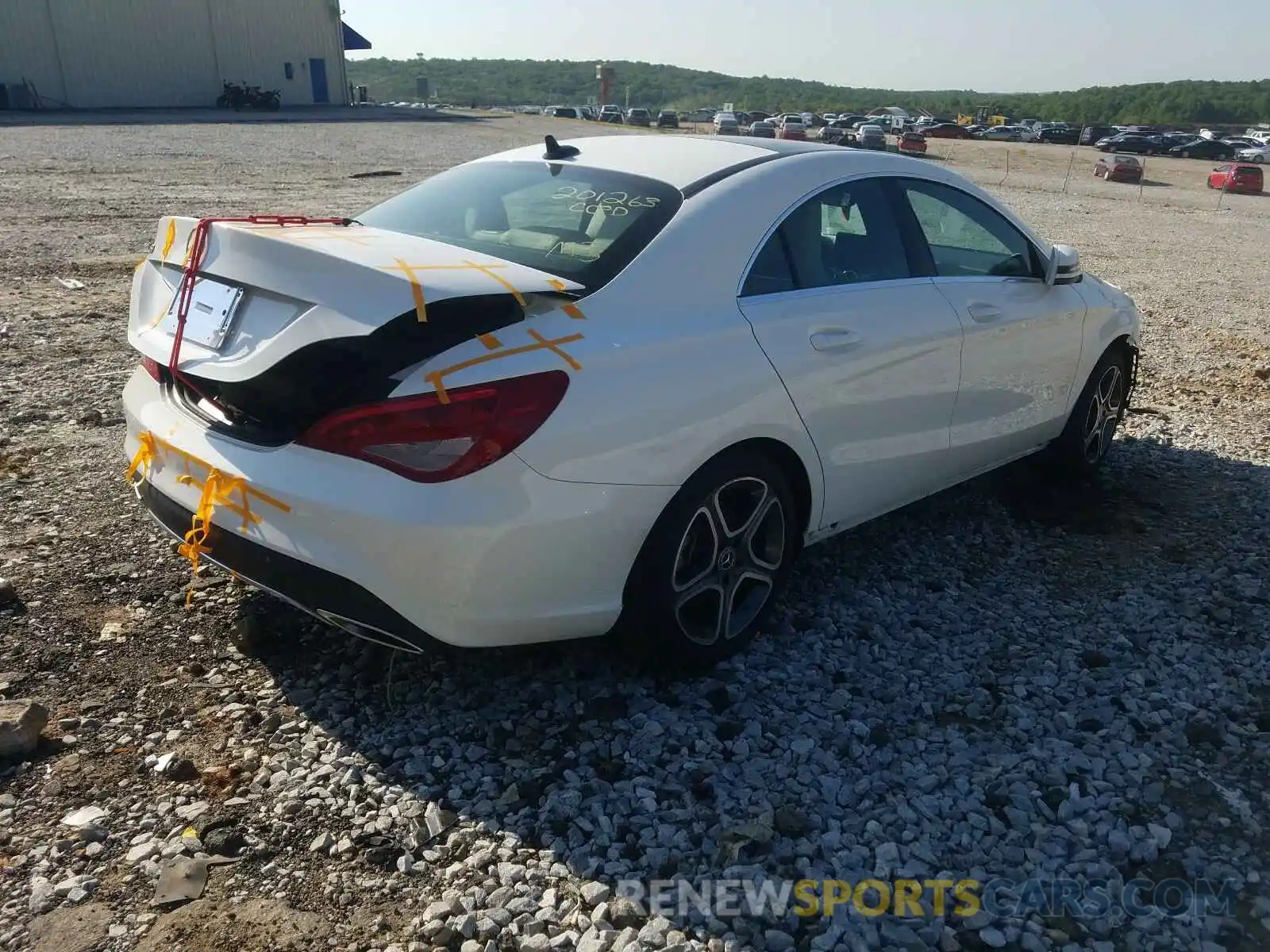 4 Photograph of a damaged car WDDSJ4EB7KN742916 MERCEDES-BENZ C CLASS 2019