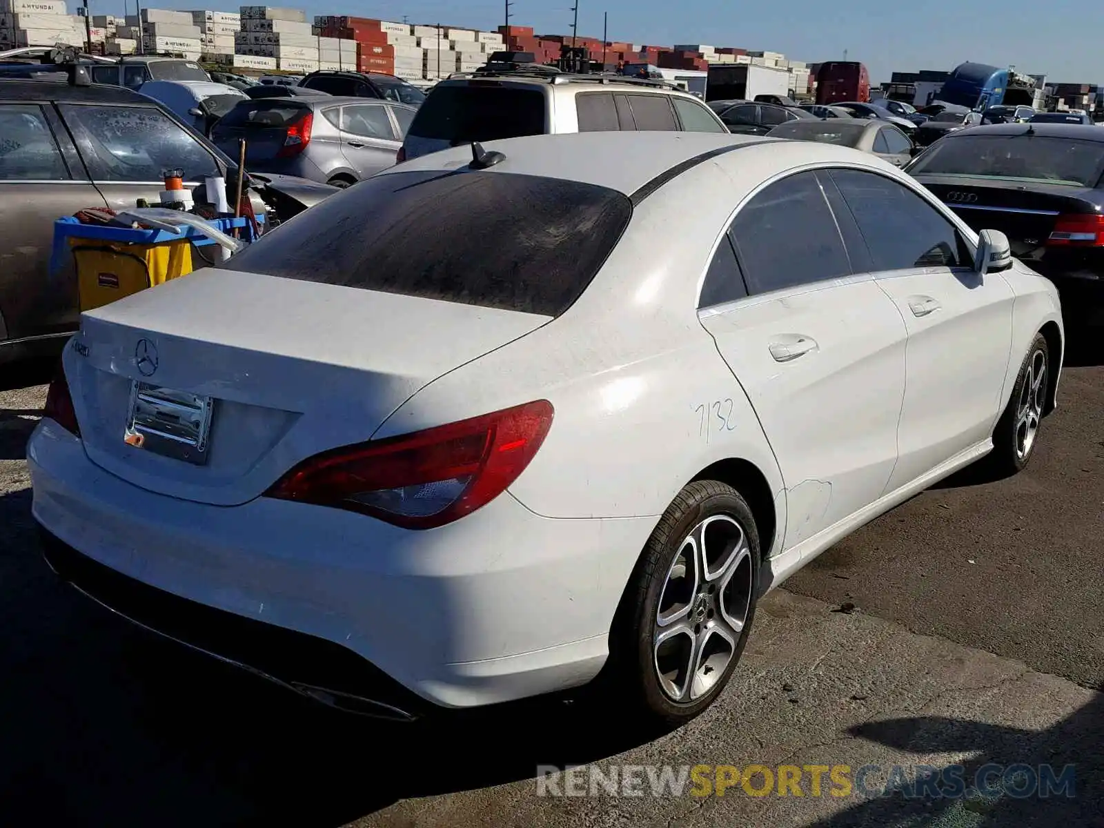 4 Photograph of a damaged car WDDSJ4EB7KN750823 MERCEDES-BENZ C CLASS 2019