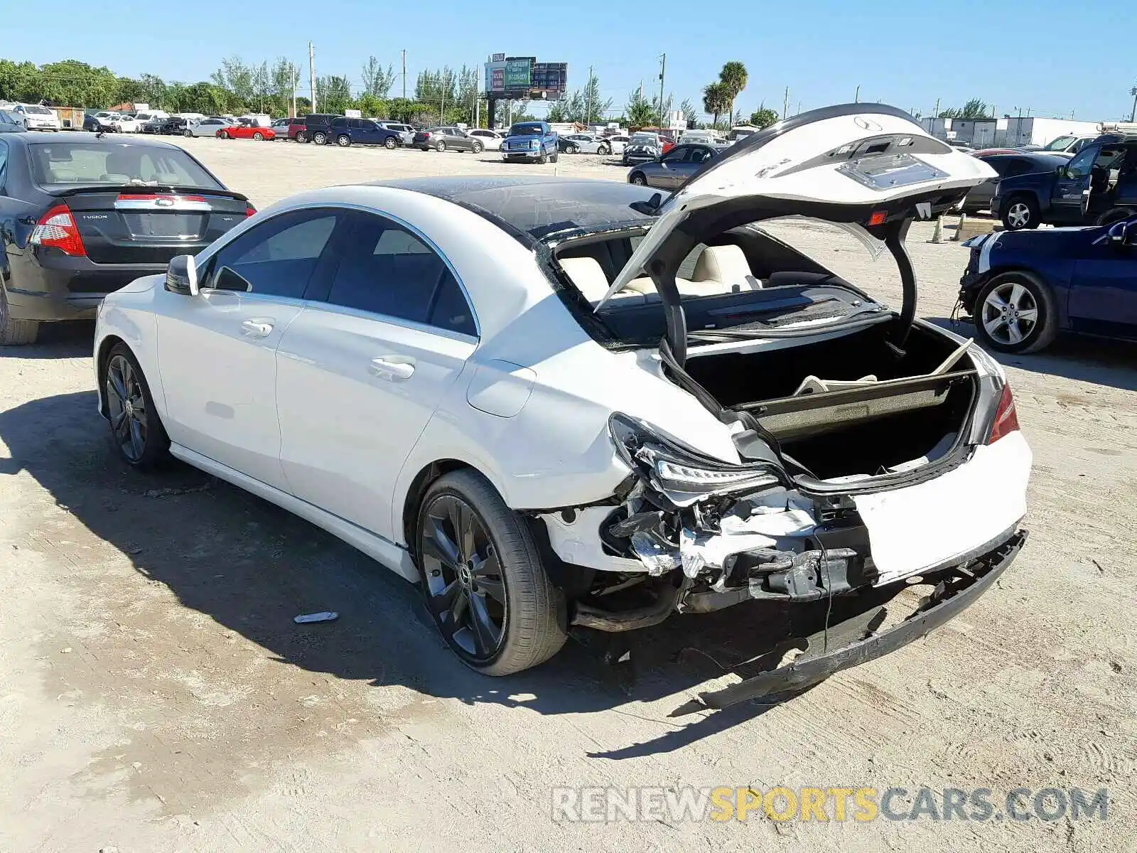 3 Photograph of a damaged car WDDSJ4EB8KN699381 MERCEDES-BENZ C CLASS 2019