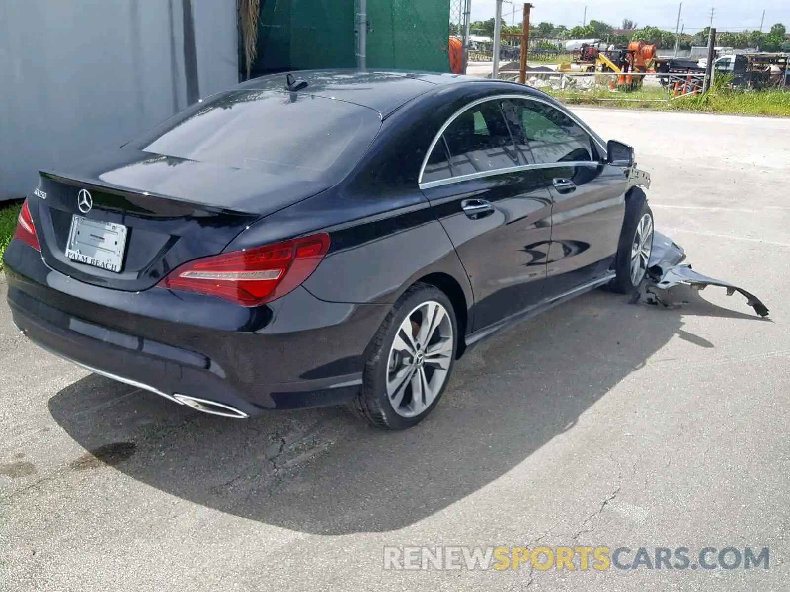 4 Photograph of a damaged car WDDSJ4EB8KN703087 MERCEDES-BENZ C CLASS 2019