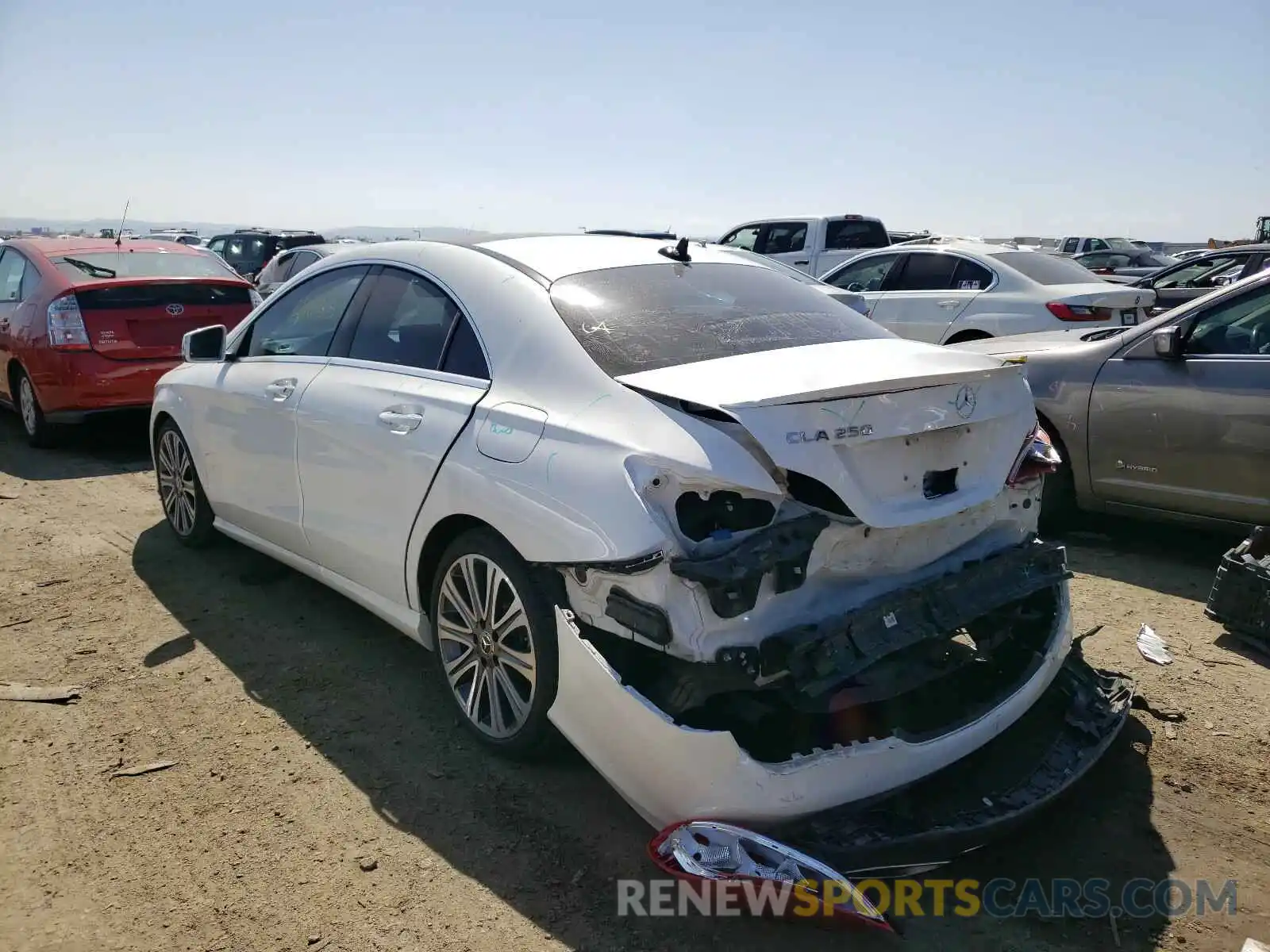 3 Фотография поврежденного автомобиля WDDSJ4EB8KN705860 MERCEDES-BENZ C CLASS 2019