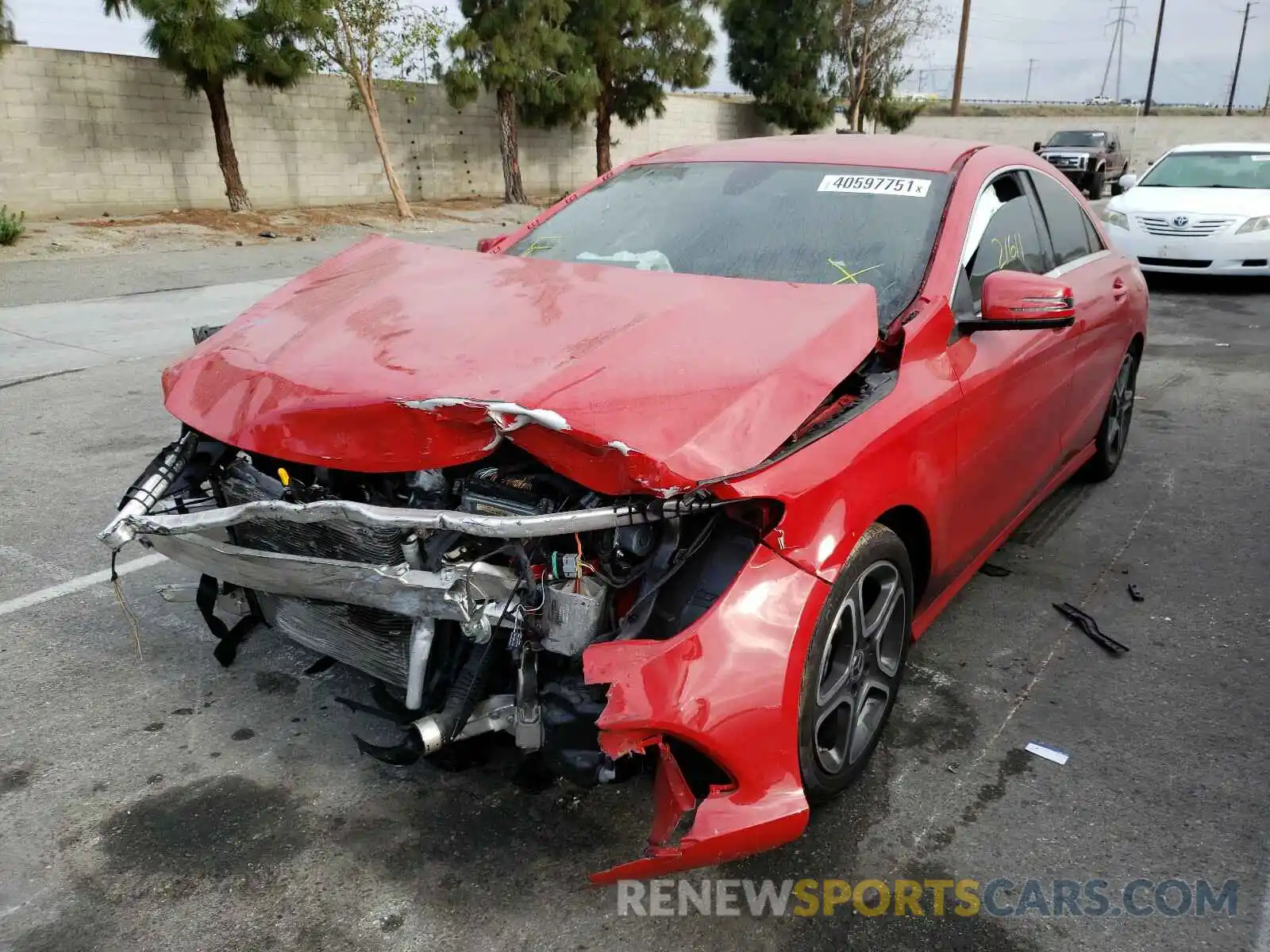 2 Photograph of a damaged car WDDSJ4EB8KN732637 MERCEDES-BENZ C CLASS 2019