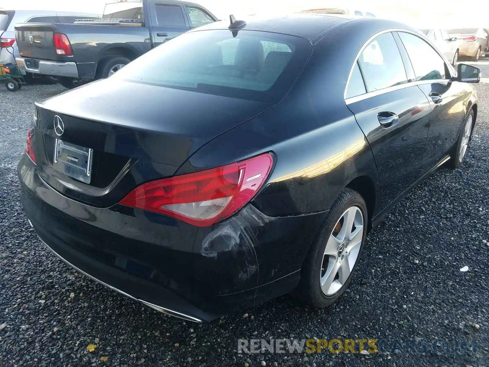 4 Photograph of a damaged car WDDSJ4EB8KN738289 MERCEDES-BENZ C CLASS 2019