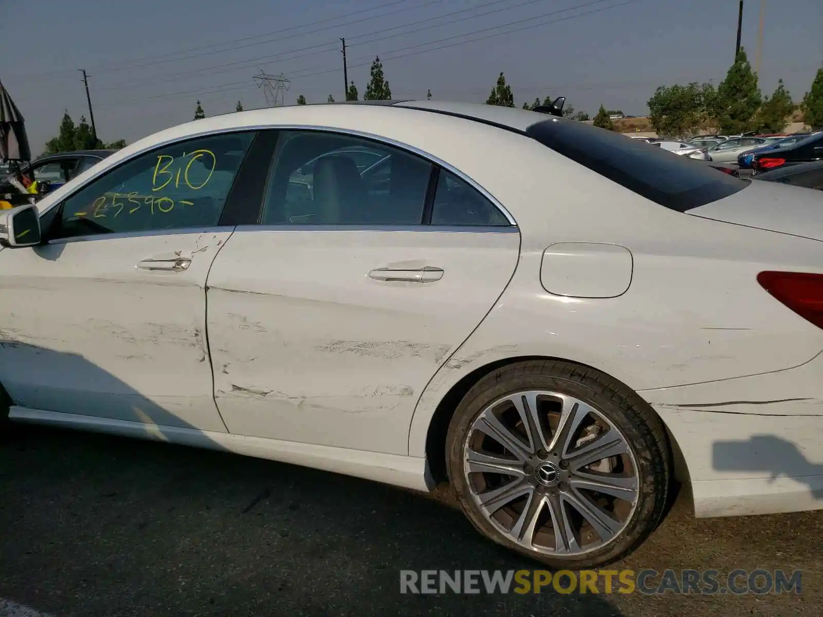 9 Photograph of a damaged car WDDSJ4EB8KN741368 MERCEDES-BENZ C CLASS 2019