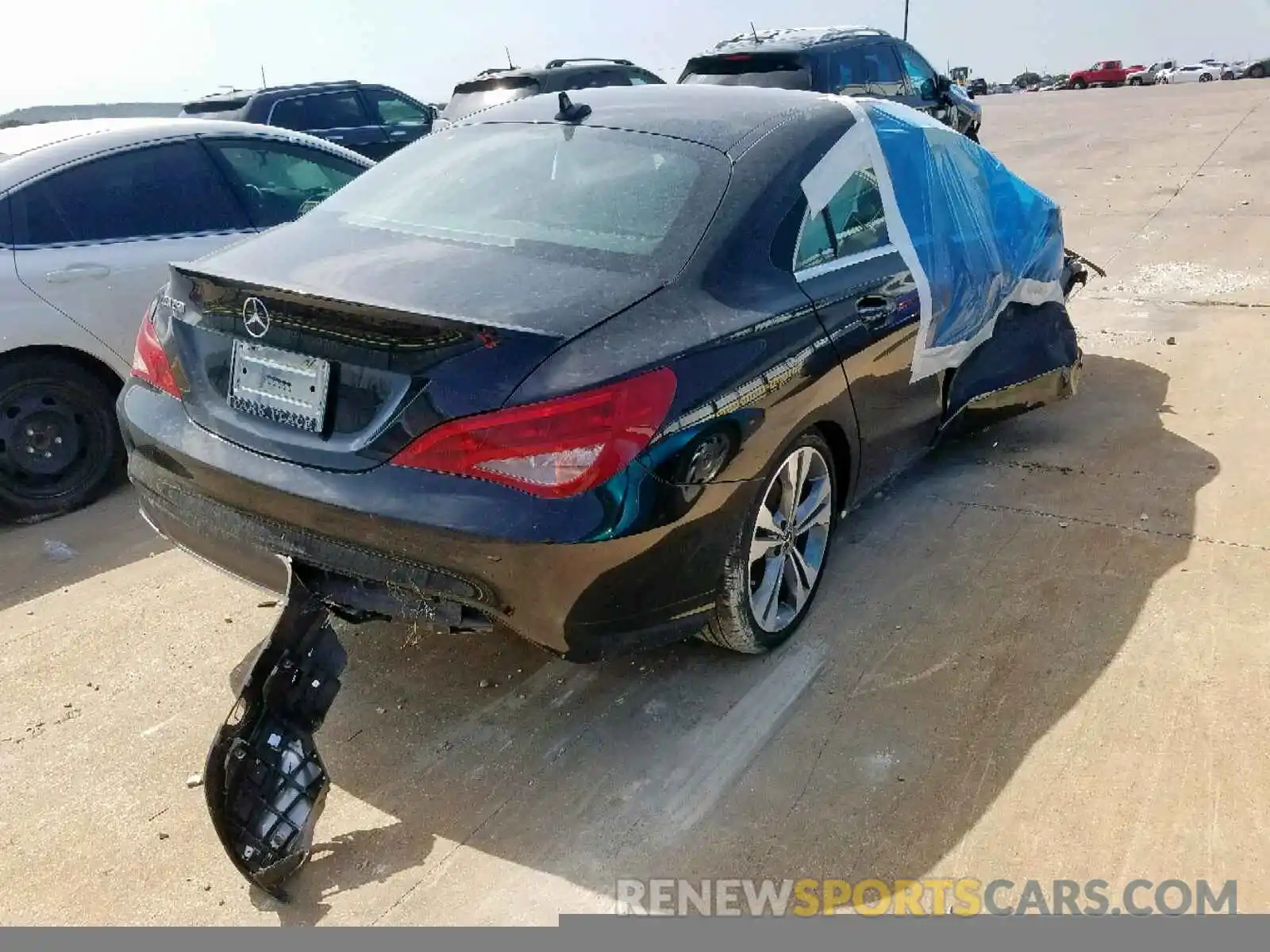 4 Photograph of a damaged car WDDSJ4EB9KN711327 MERCEDES-BENZ C CLASS 2019