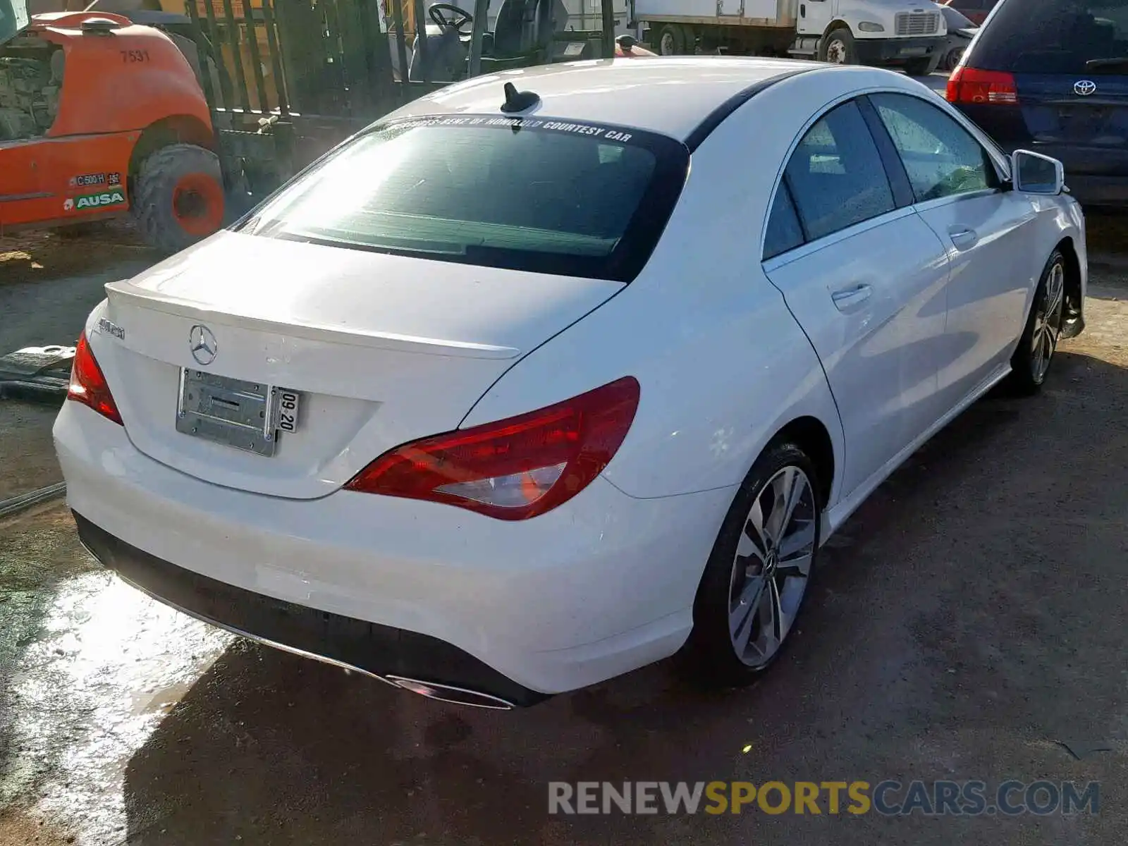 4 Photograph of a damaged car WDDSJ4EB9KN724496 MERCEDES-BENZ C CLASS 2019