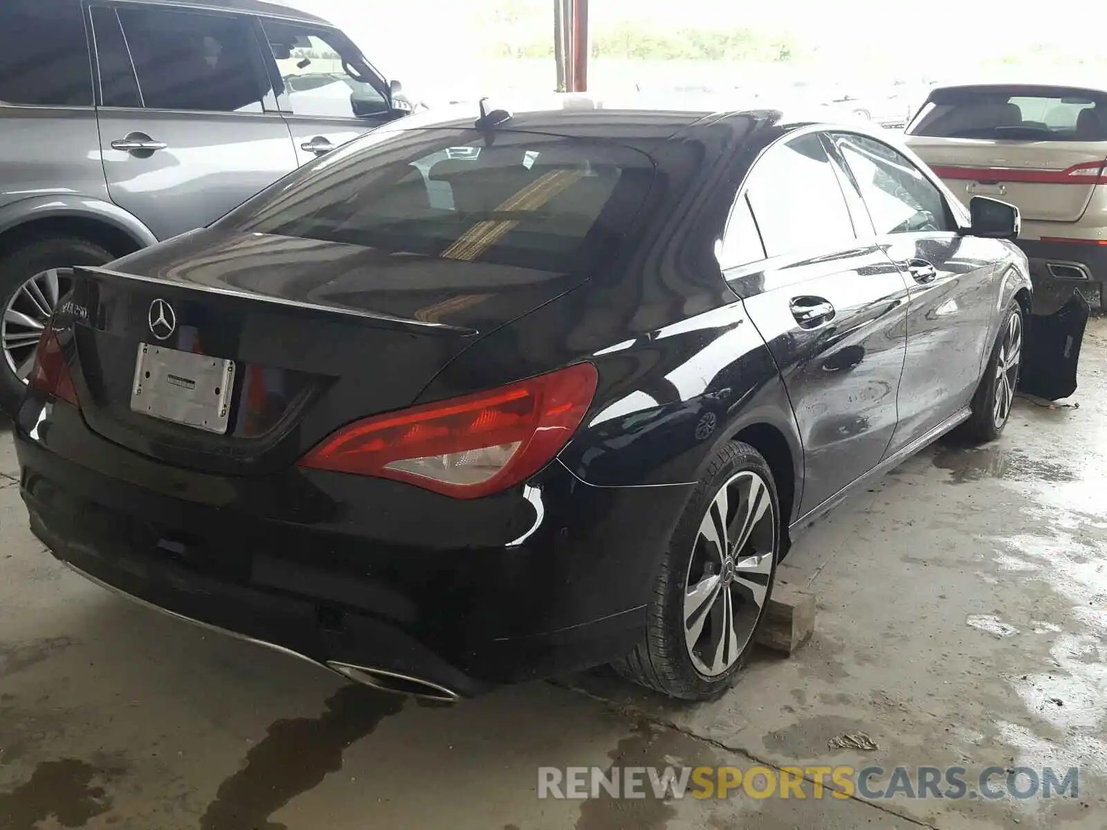 4 Photograph of a damaged car WDDSJ4EBXKN723292 MERCEDES-BENZ C CLASS 2019