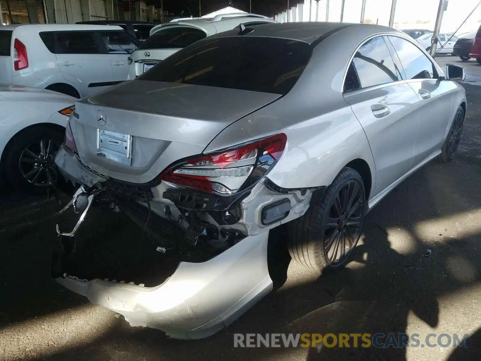 4 Photograph of a damaged car WDDSJ4EBXKN724975 MERCEDES-BENZ C CLASS 2019