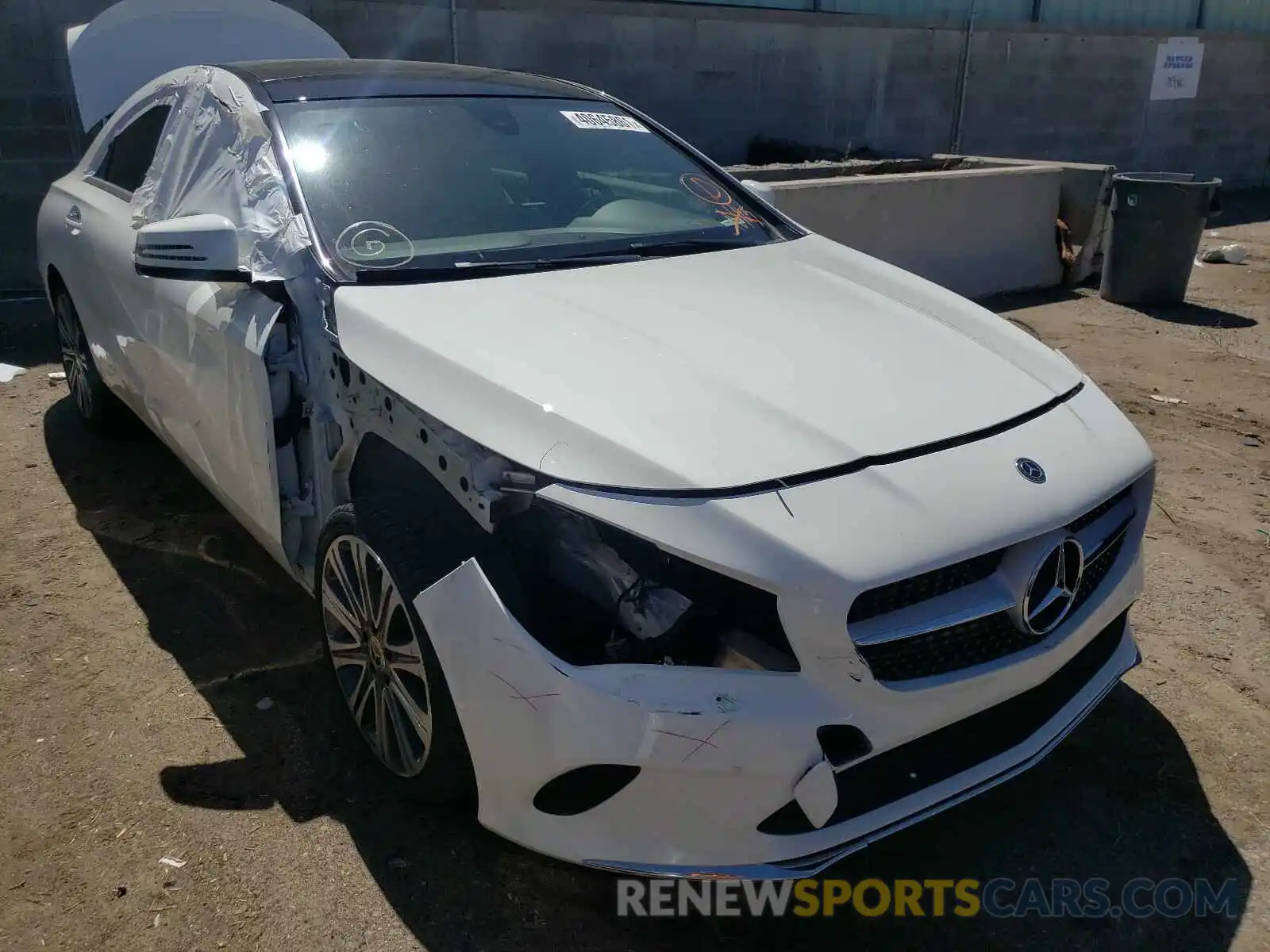 1 Photograph of a damaged car WDDSJ4EBXKN761945 MERCEDES-BENZ C CLASS 2019