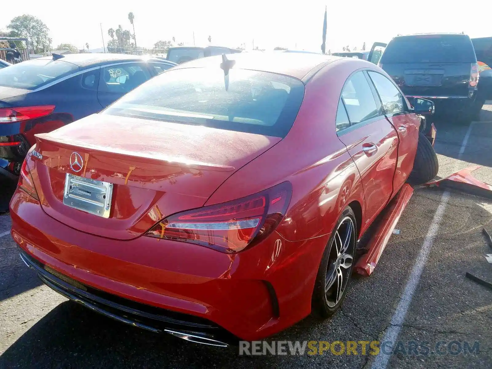 4 Photograph of a damaged car WDDSJ4EBXKN763145 MERCEDES-BENZ C CLASS 2019