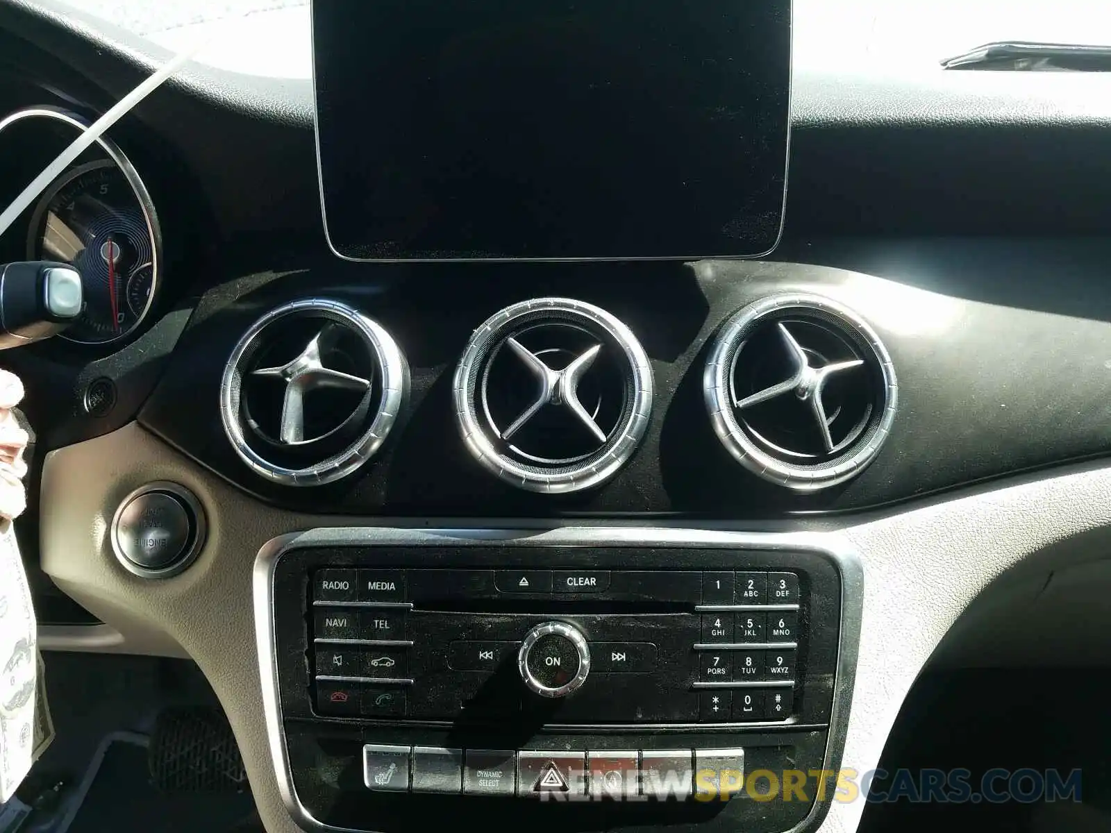 9 Photograph of a damaged car WDDSJ4EBXKN774260 MERCEDES-BENZ C CLASS 2019