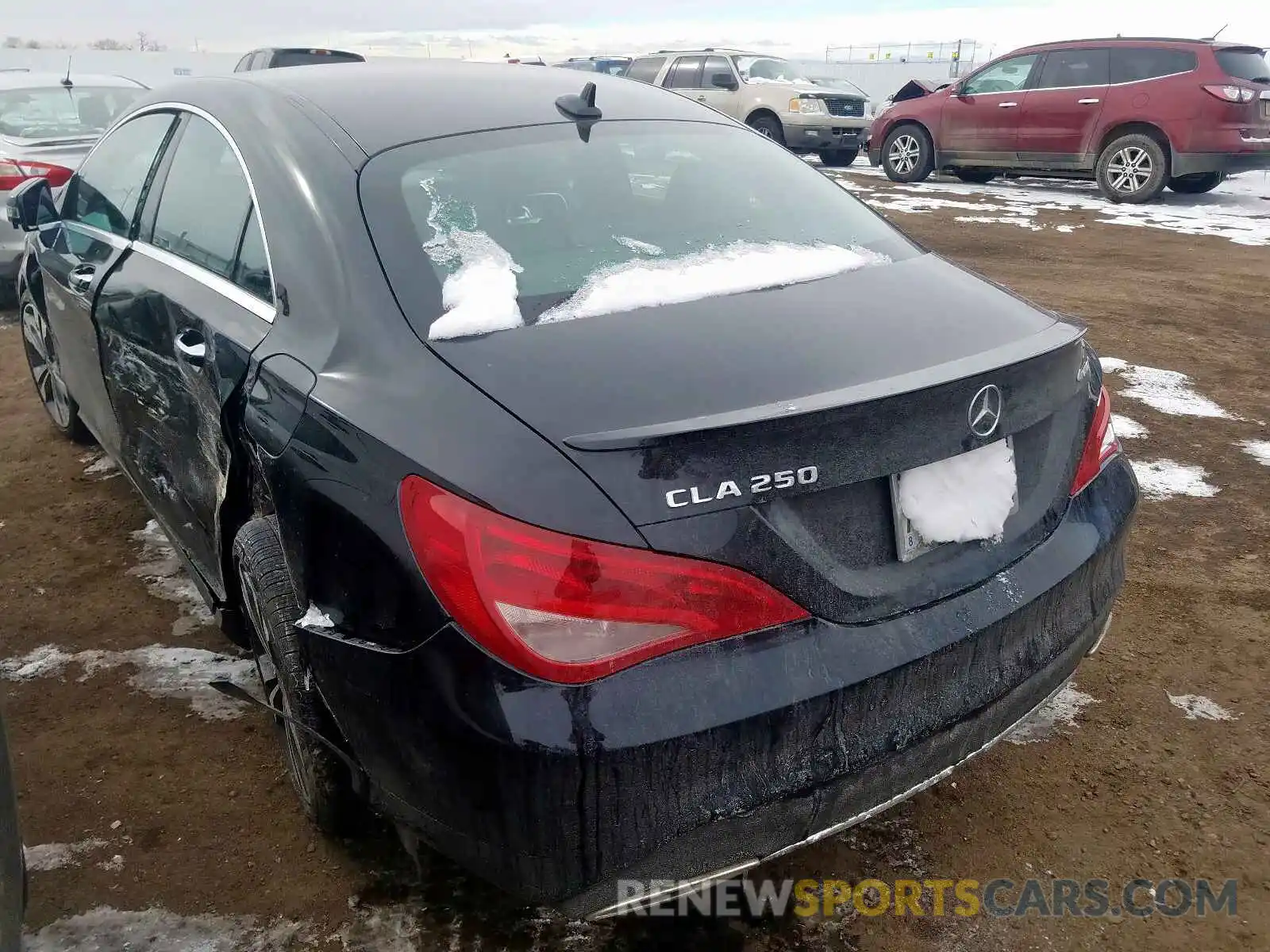 3 Photograph of a damaged car WDDSJ4GB0KN752975 MERCEDES-BENZ C CLASS 2019