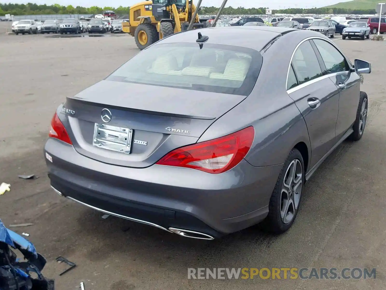 4 Photograph of a damaged car WDDSJ4GB0KN754306 MERCEDES-BENZ C CLASS 2019