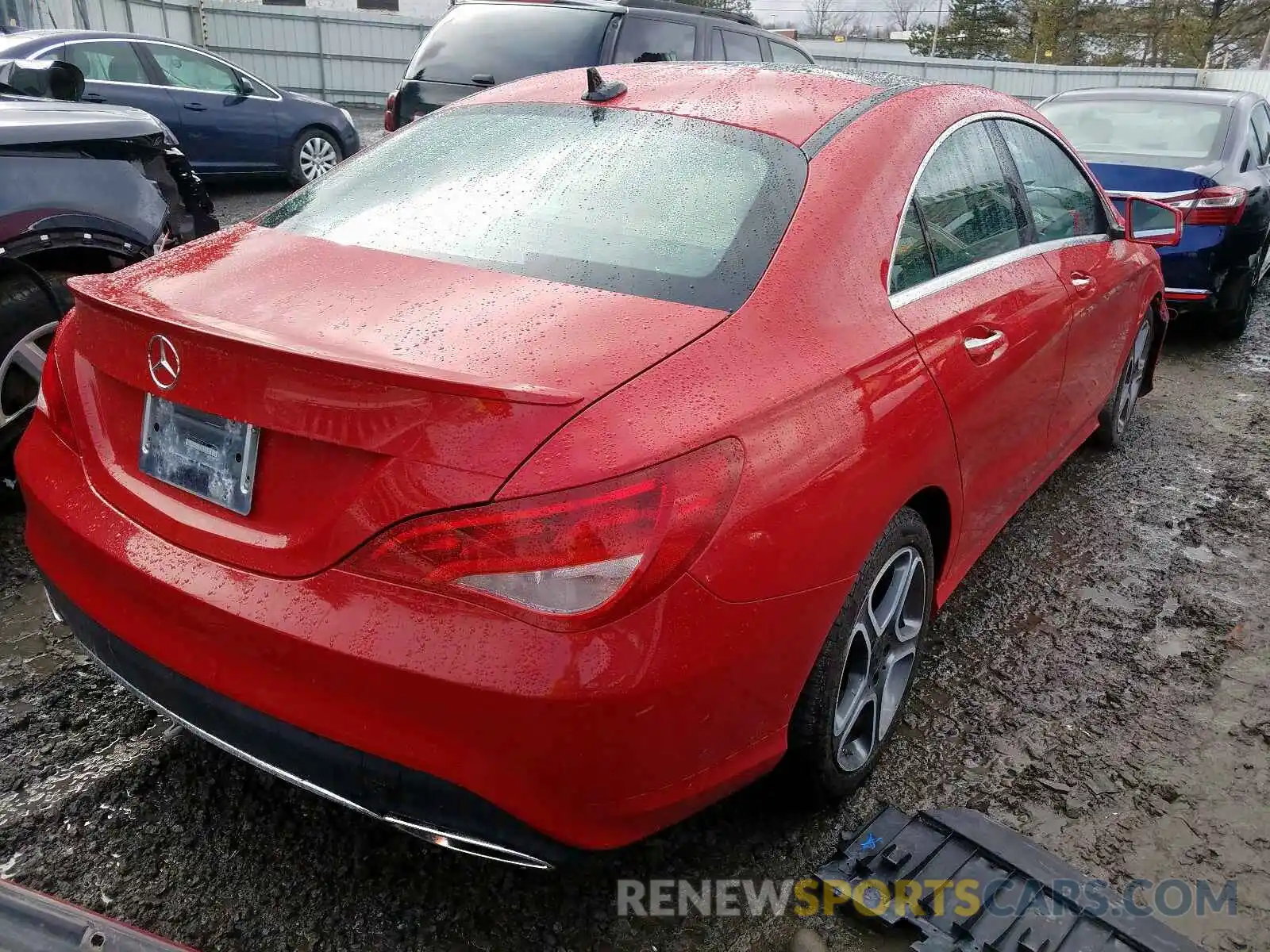 4 Photograph of a damaged car WDDSJ4GB1KN749132 MERCEDES-BENZ C CLASS 2019