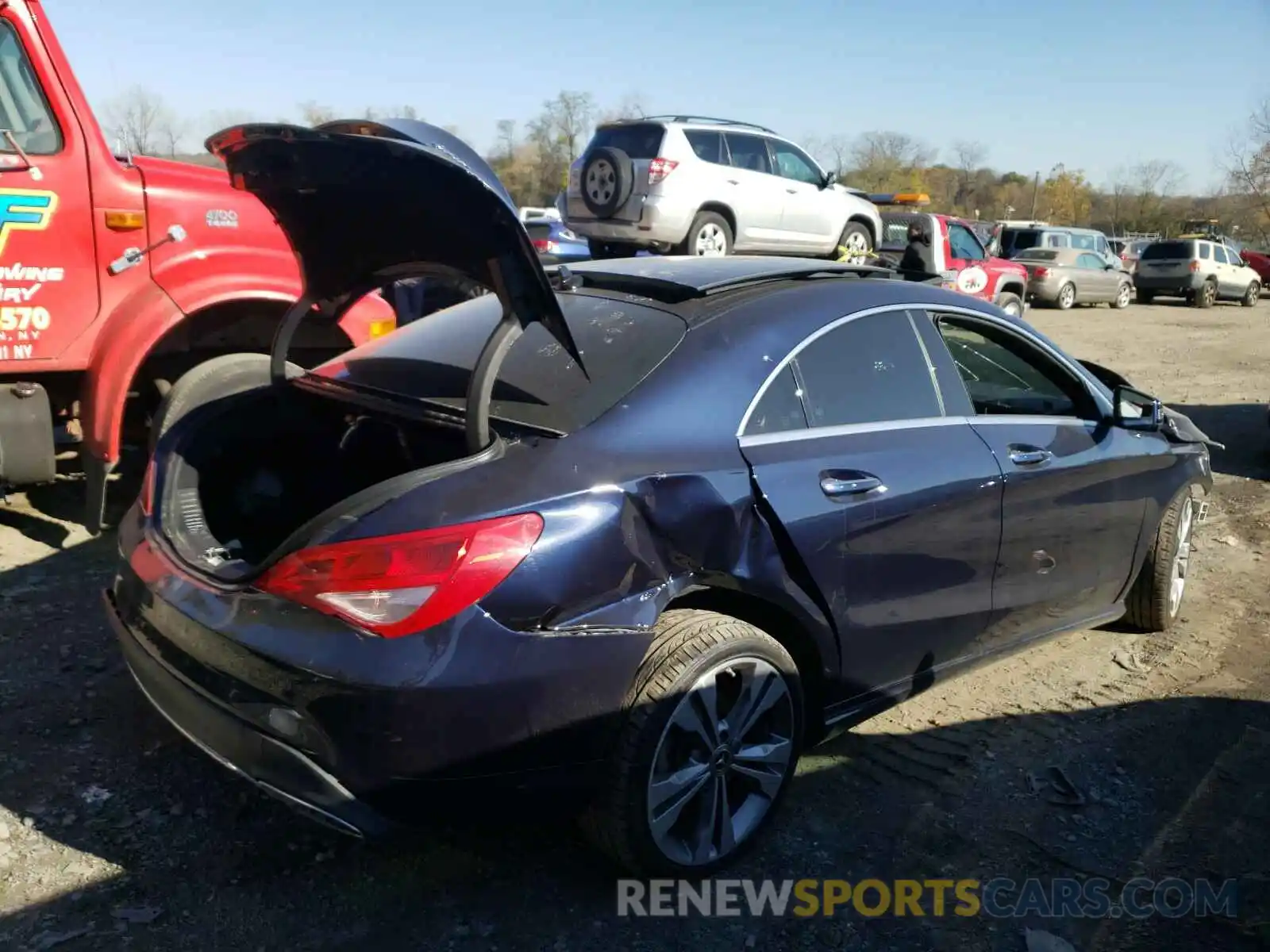 4 Photograph of a damaged car WDDSJ4GB6KN699599 MERCEDES-BENZ C CLASS 2019