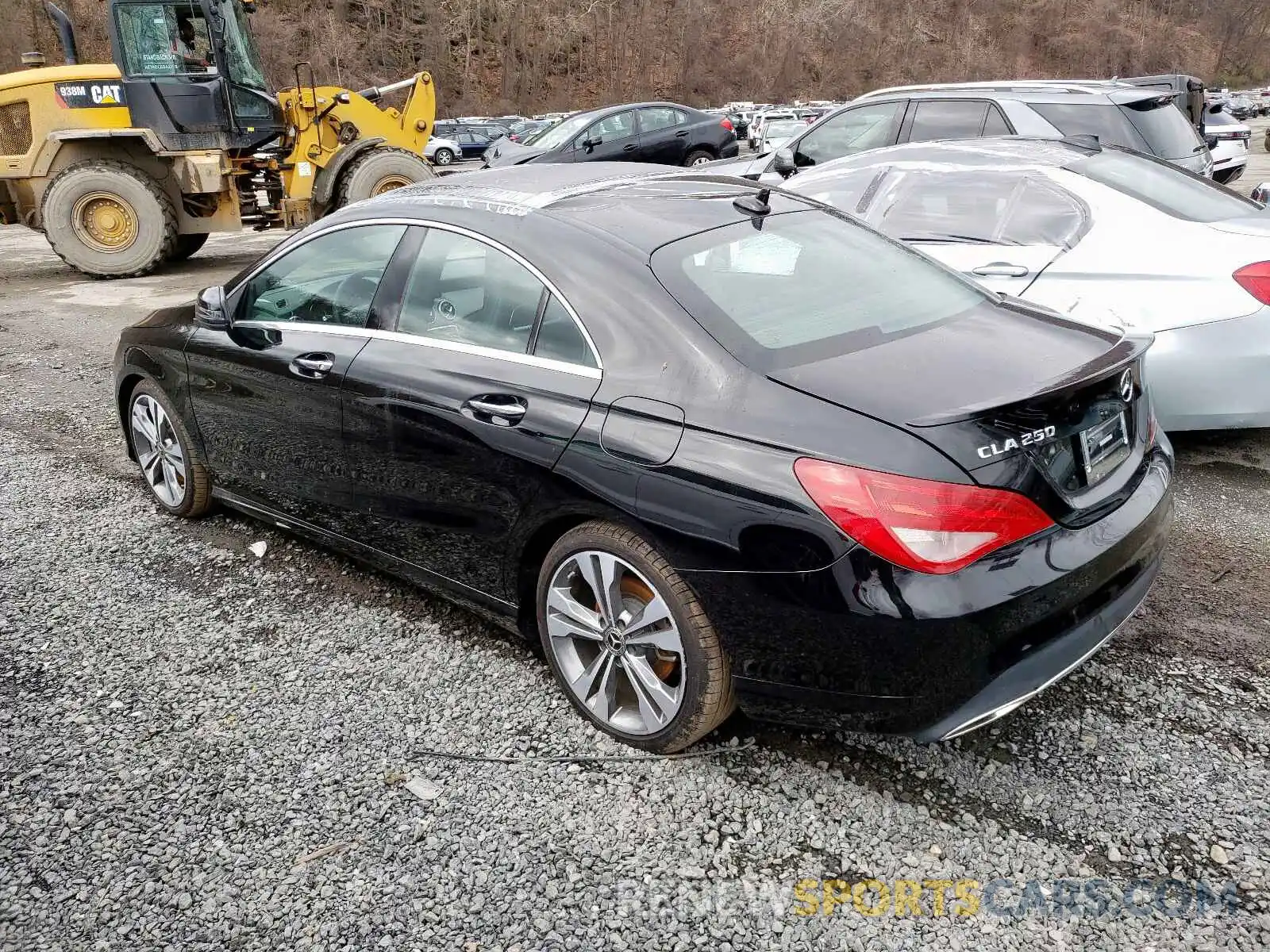 3 Photograph of a damaged car WDDSJ4GB6KN750356 MERCEDES-BENZ C CLASS 2019