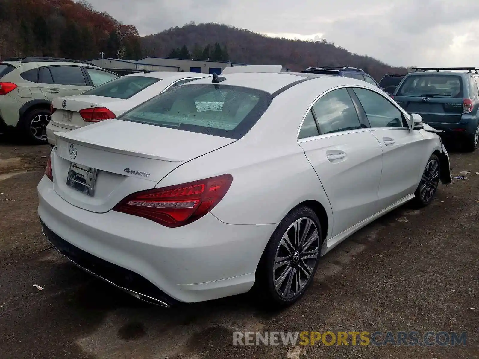 4 Photograph of a damaged car WDDSJ4GB9KN747905 MERCEDES-BENZ C CLASS 2019