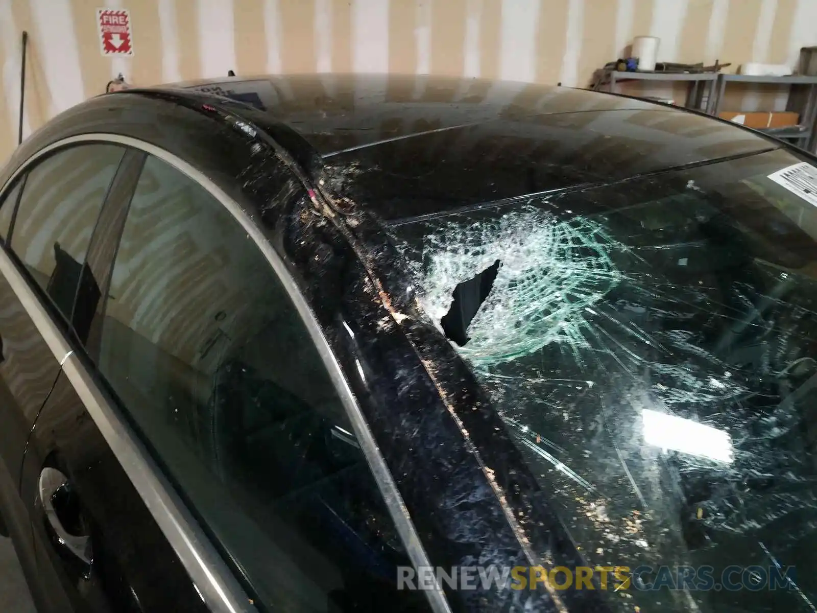 9 Photograph of a damaged car WDDSJ4GB9KN765773 MERCEDES-BENZ C CLASS 2019