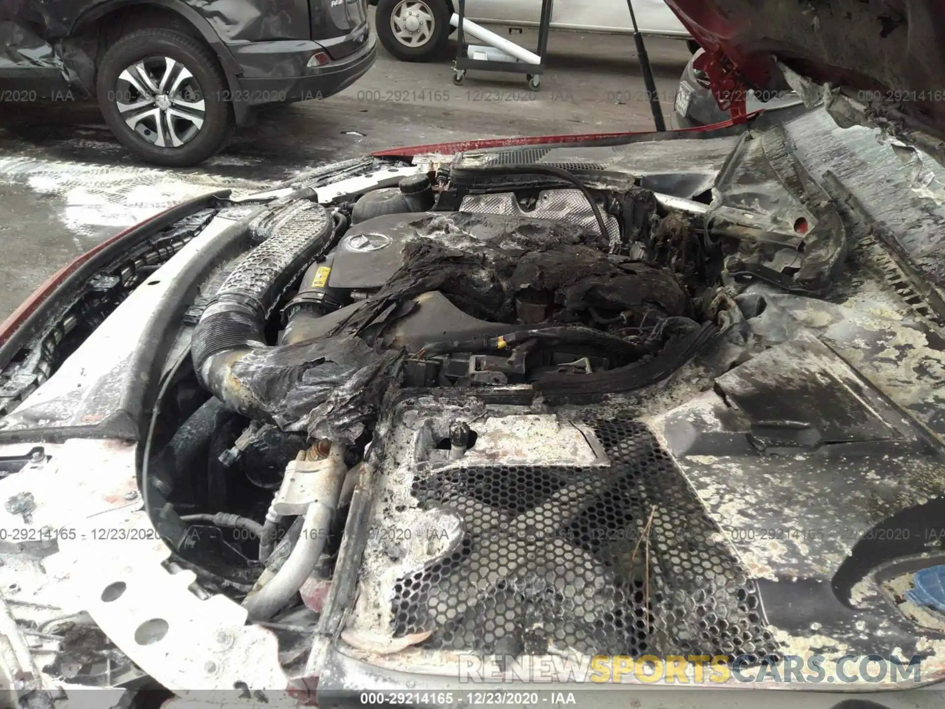 10 Photograph of a damaged car WDDWF8DB0KR514597 MERCEDES-BENZ C-CLASS 2019