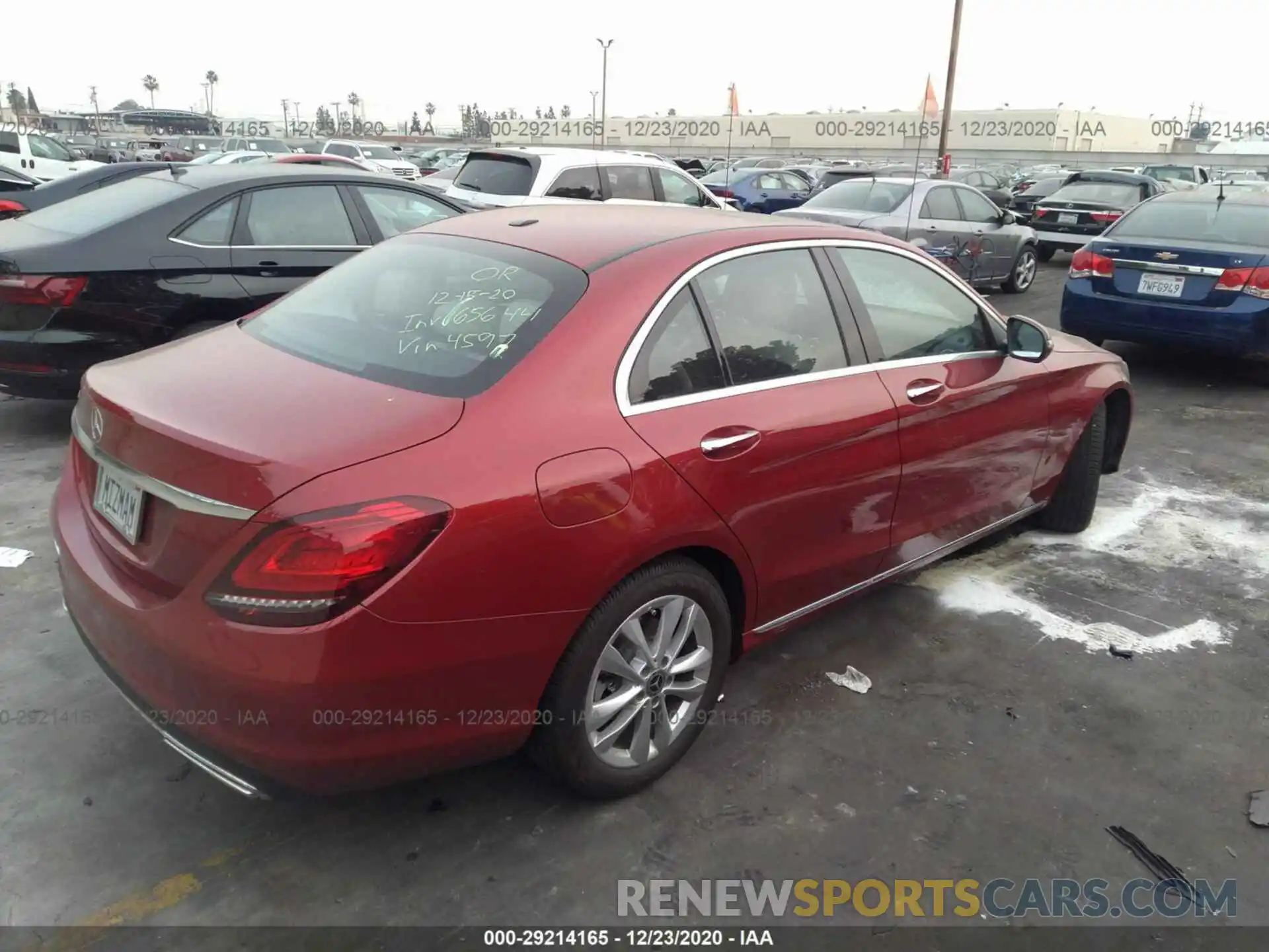 4 Photograph of a damaged car WDDWF8DB0KR514597 MERCEDES-BENZ C-CLASS 2019