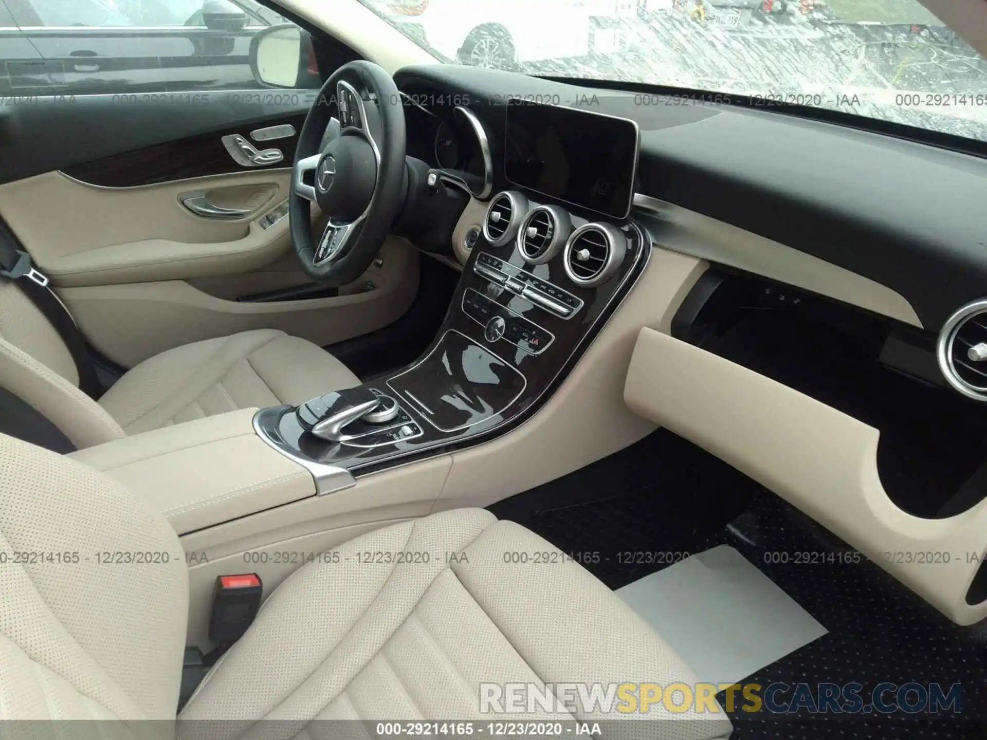 5 Photograph of a damaged car WDDWF8DB0KR514597 MERCEDES-BENZ C-CLASS 2019