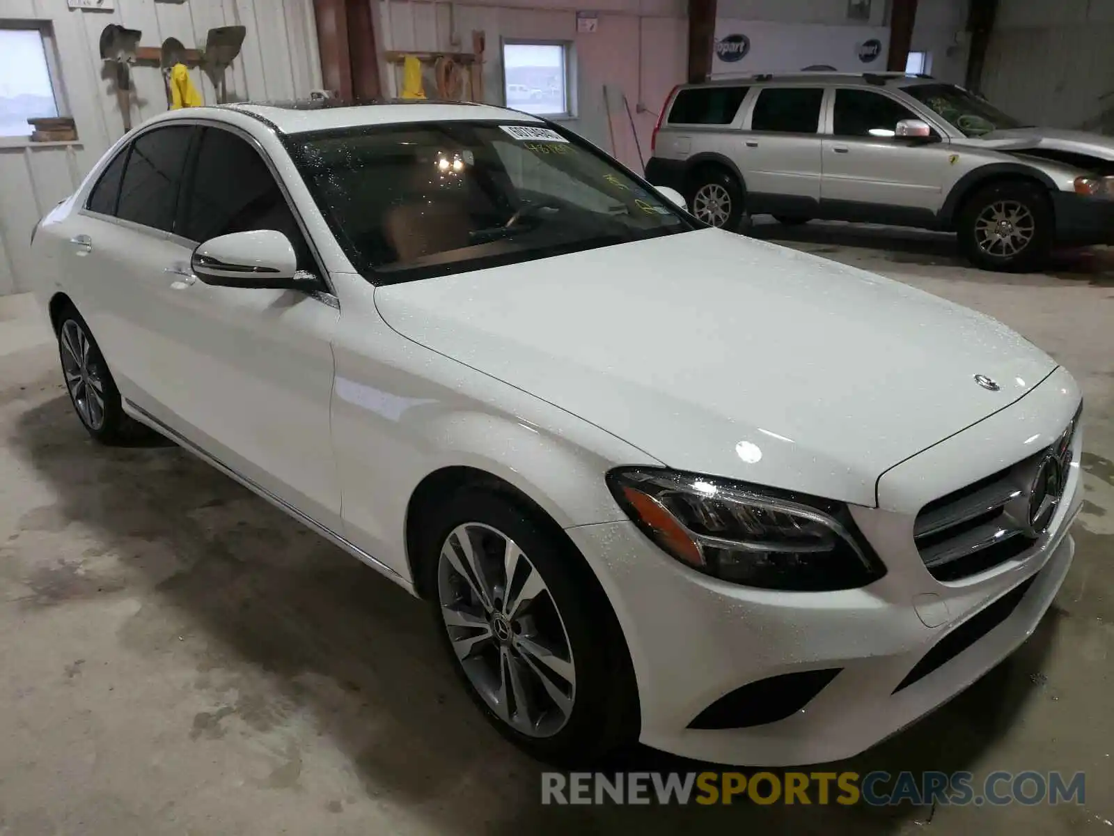 1 Photograph of a damaged car WDDWF8DB1KR481819 MERCEDES-BENZ C CLASS 2019