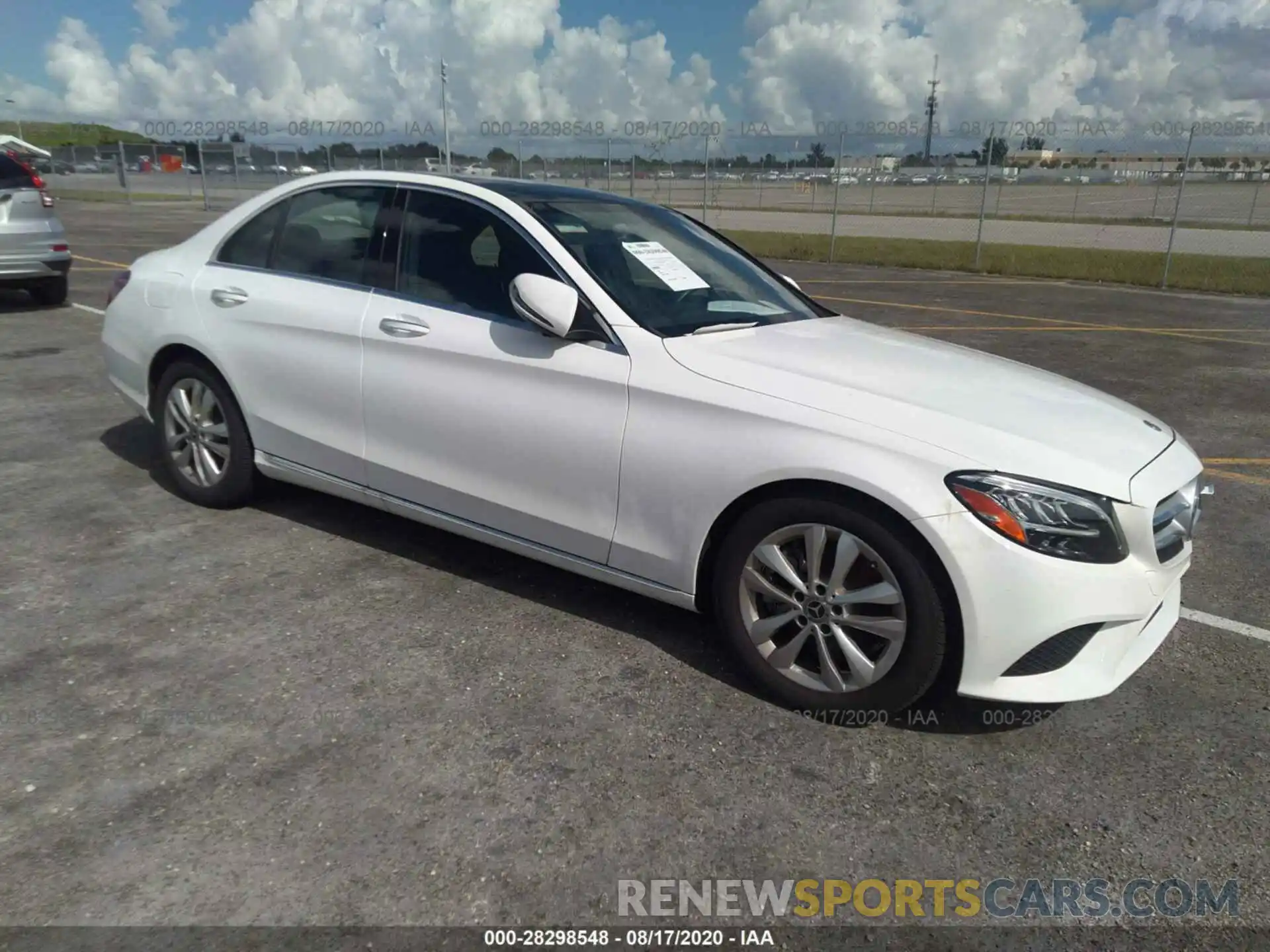 1 Photograph of a damaged car WDDWF8DB1KR518366 MERCEDES-BENZ C-CLASS 2019