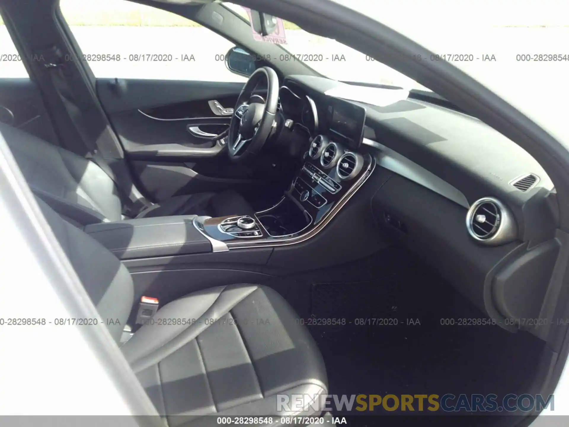 5 Photograph of a damaged car WDDWF8DB1KR518366 MERCEDES-BENZ C-CLASS 2019