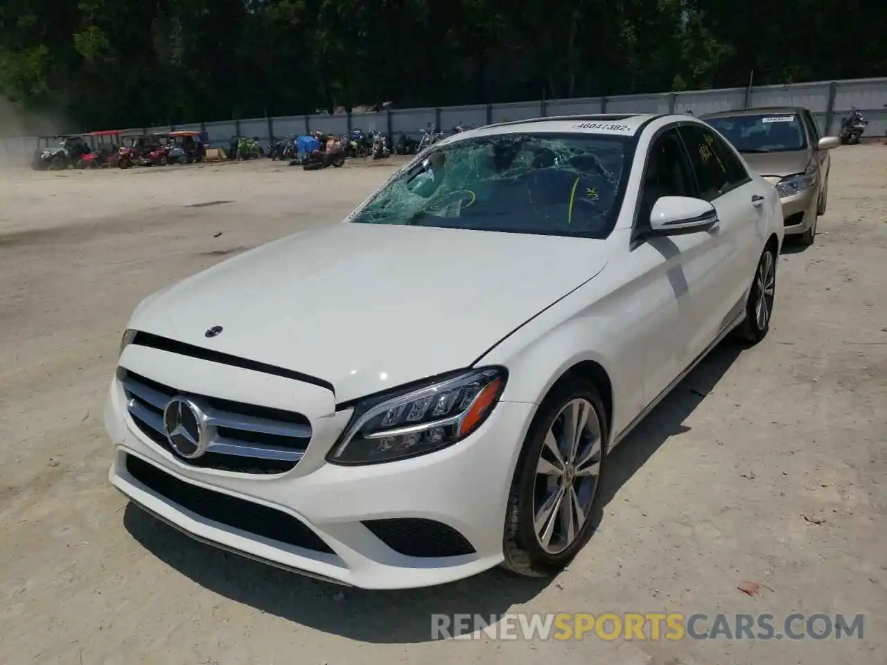 2 Photograph of a damaged car WDDWF8DB2KR460106 MERCEDES-BENZ C-CLASS 2019