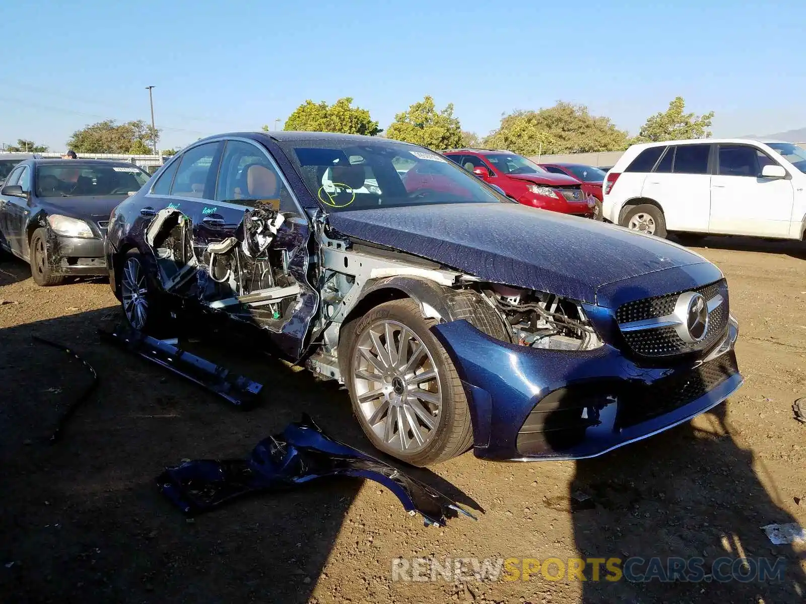 1 Photograph of a damaged car WDDWF8DB3KR459109 MERCEDES-BENZ C CLASS 2019