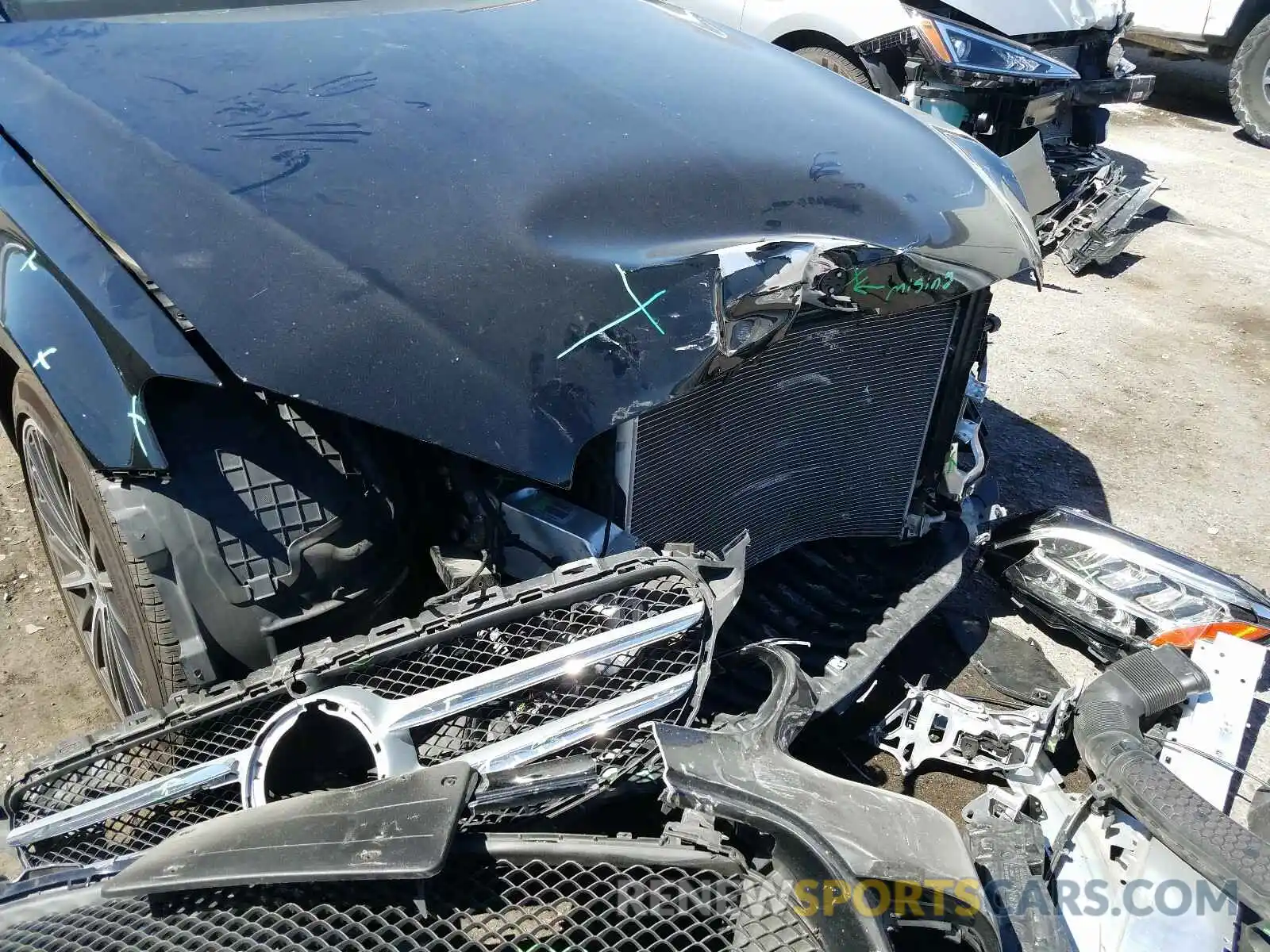 9 Photograph of a damaged car WDDWF8DB4KR460835 MERCEDES-BENZ C CLASS 2019