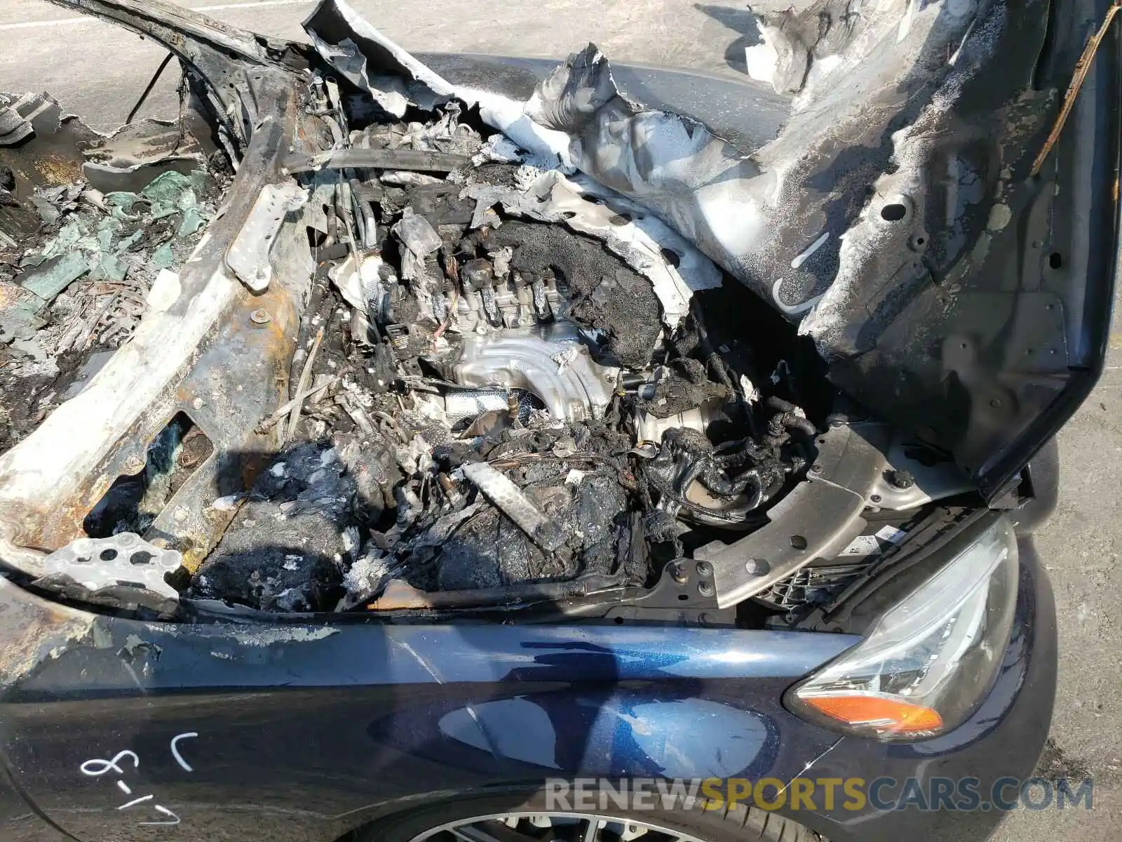 7 Photograph of a damaged car WDDWF8DB4KR505708 MERCEDES-BENZ C CLASS 2019