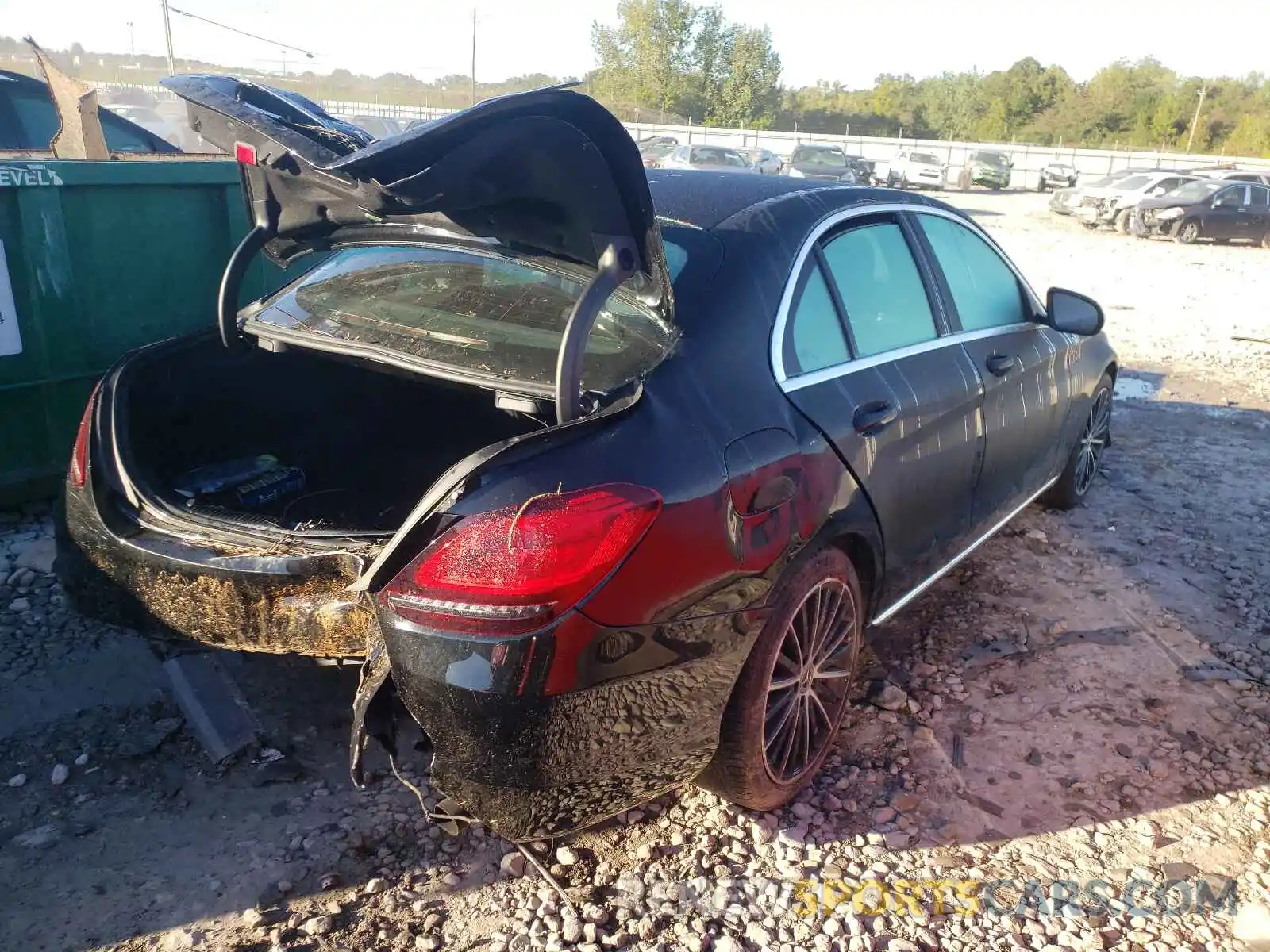 4 Photograph of a damaged car WDDWF8DB6KR463431 MERCEDES-BENZ C-CLASS 2019