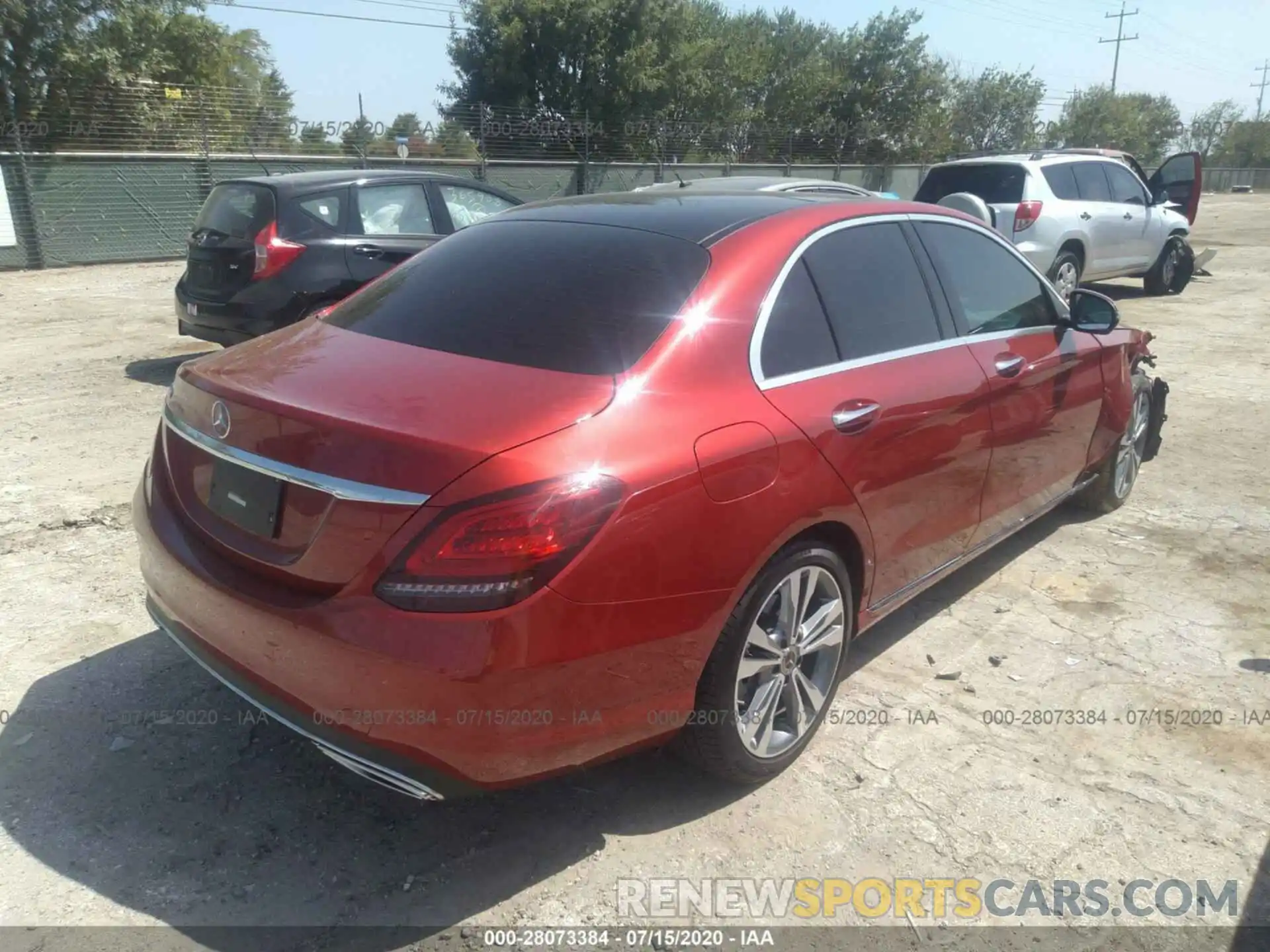 4 Photograph of a damaged car WDDWF8DB6KR505869 MERCEDES-BENZ C-CLASS 2019