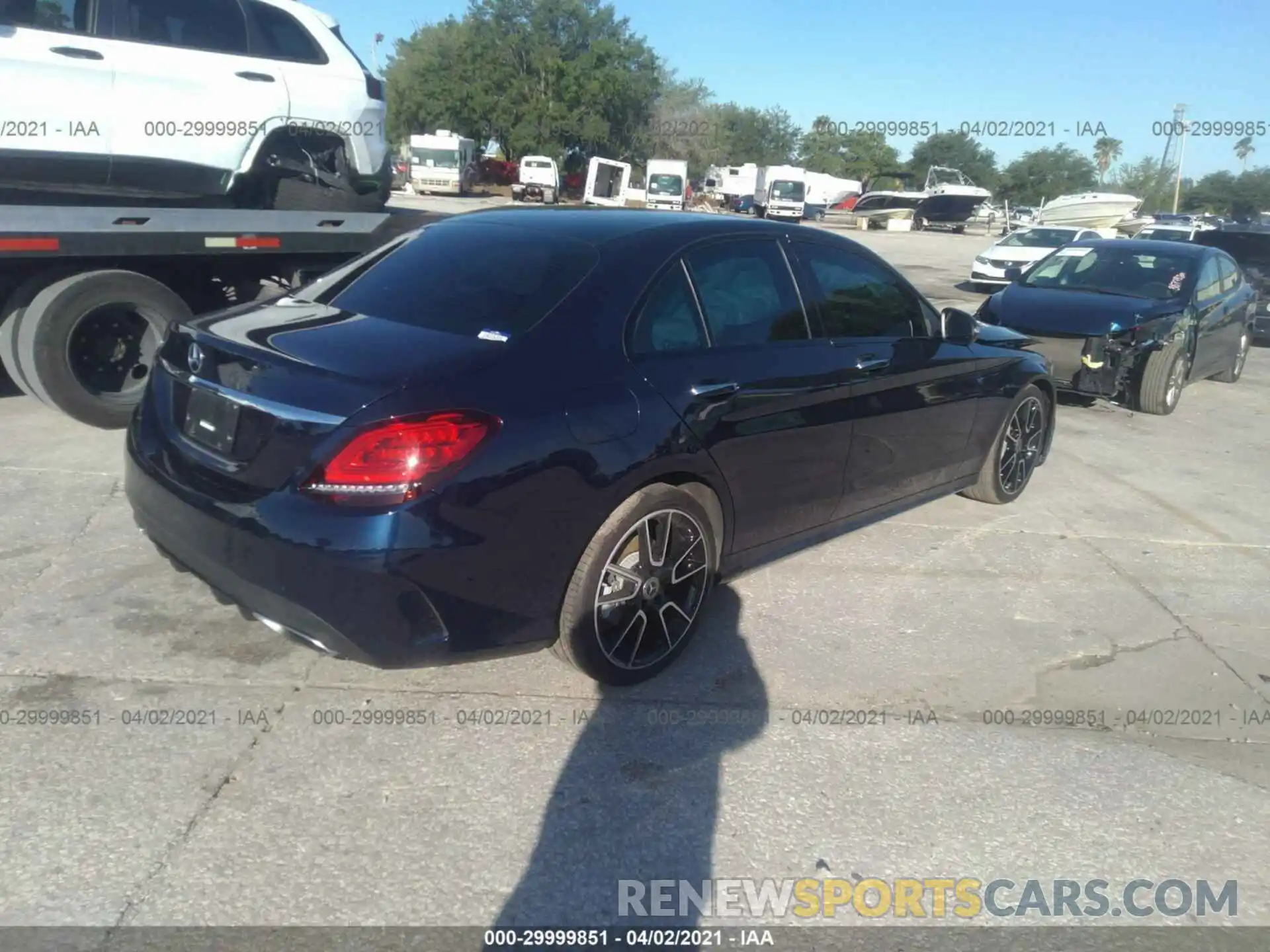 4 Photograph of a damaged car WDDWF8DB7KR503967 MERCEDES-BENZ C-CLASS 2019