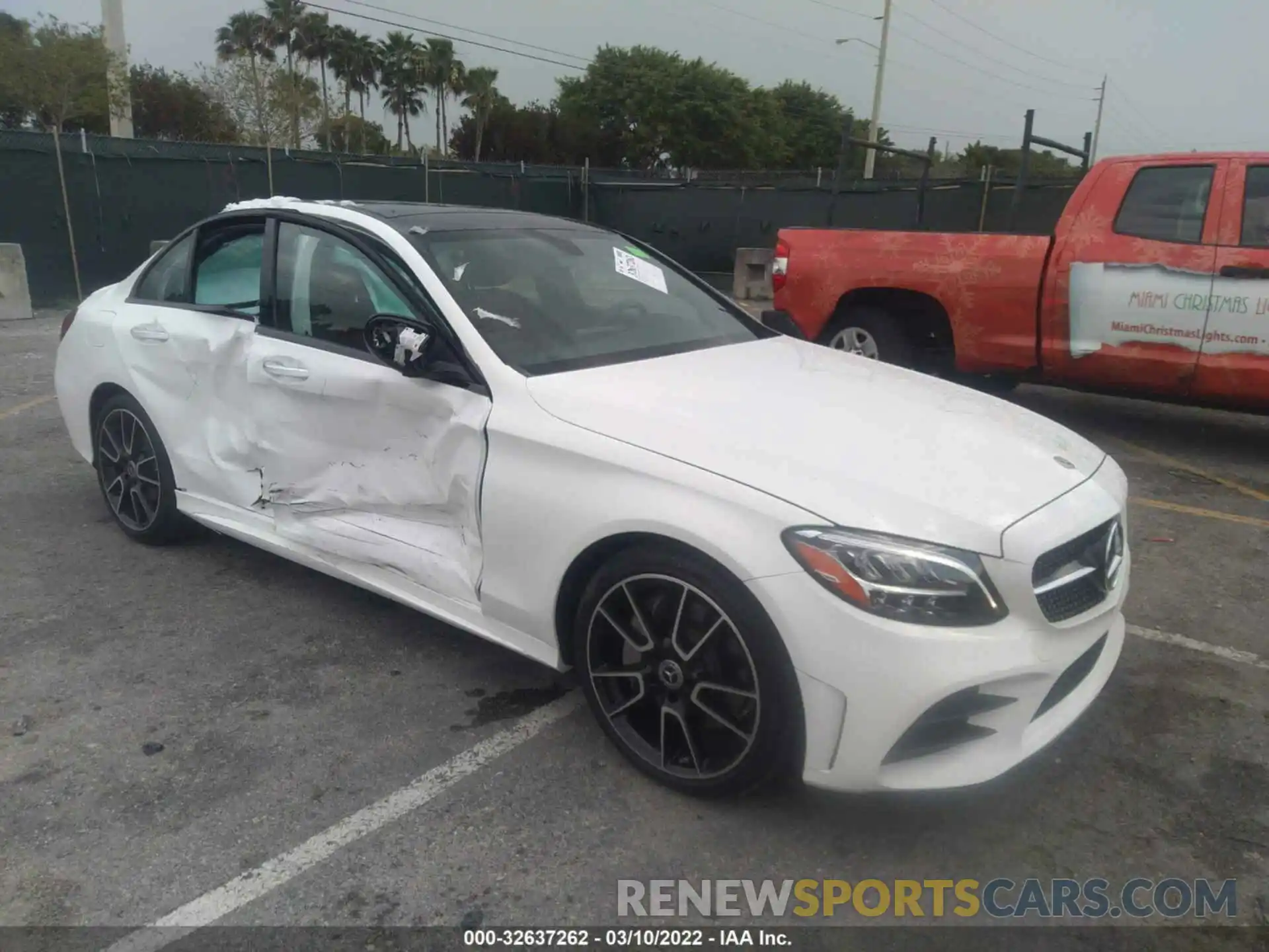 1 Photograph of a damaged car WDDWF8DB8KR481350 MERCEDES-BENZ C-CLASS 2019