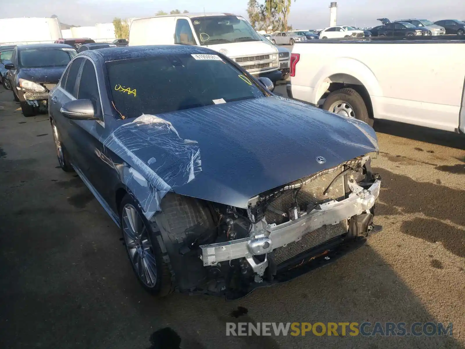 1 Photograph of a damaged car WDDWF8DB9KR483897 MERCEDES-BENZ C-CLASS 2019