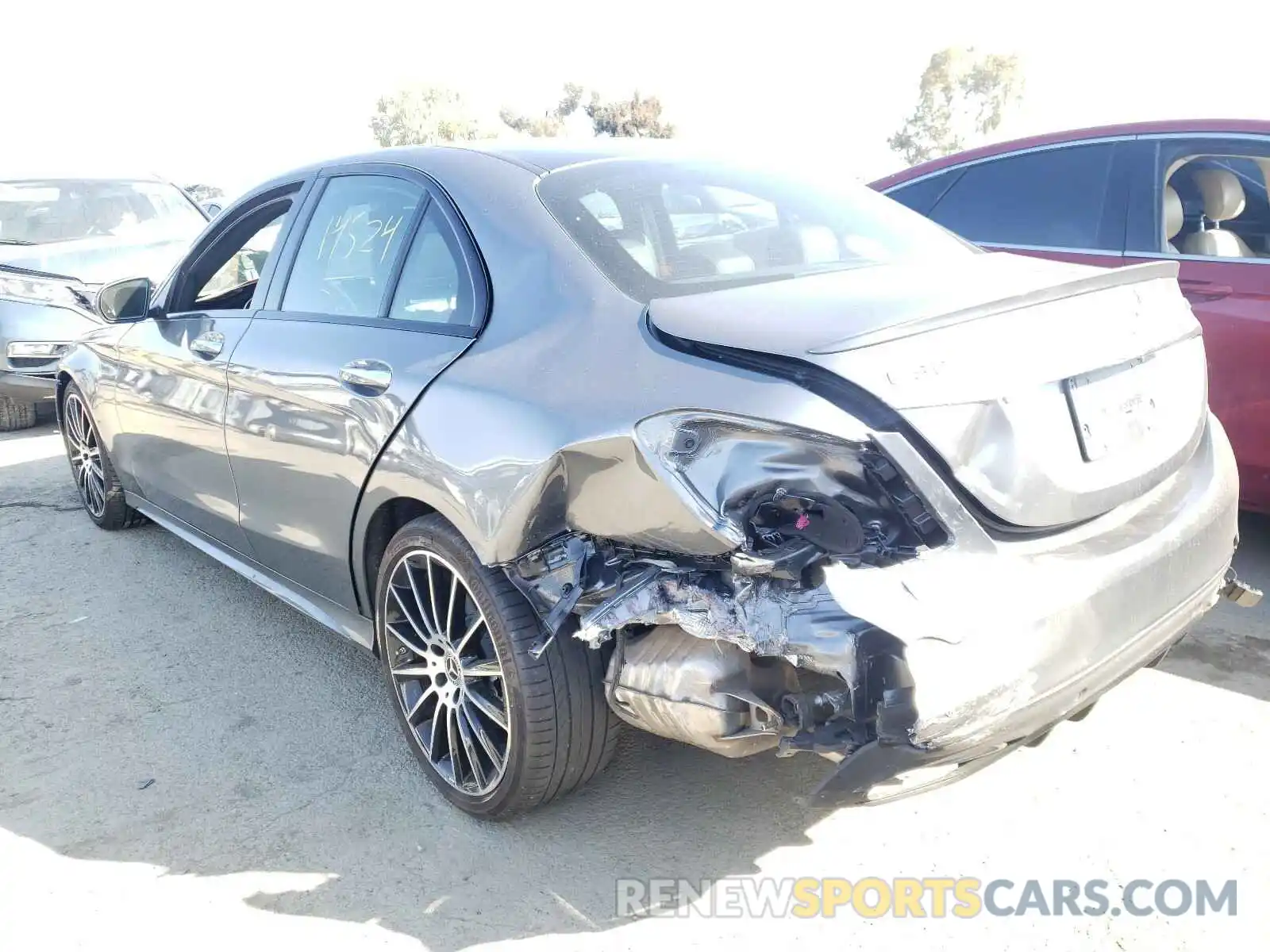 3 Photograph of a damaged car WDDWF8DBXKR505549 MERCEDES-BENZ C CLASS 2019