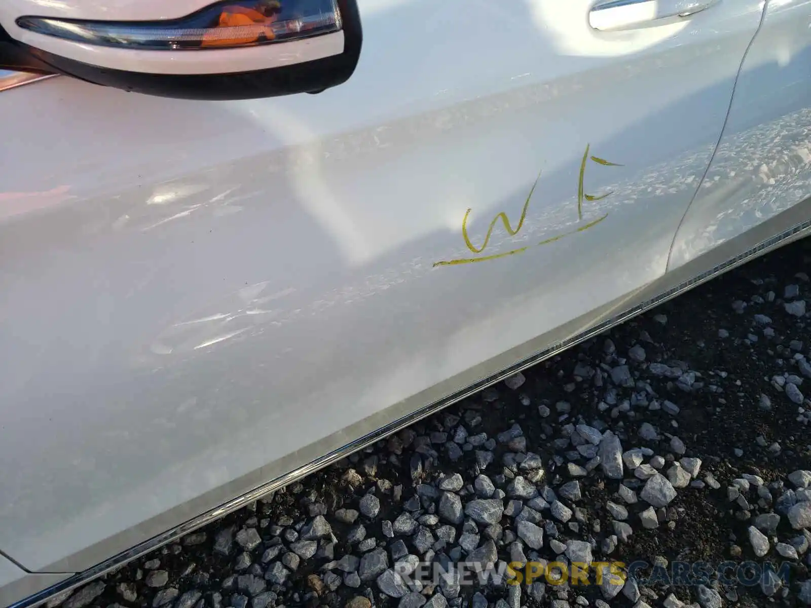 9 Photograph of a damaged car WDDWF8EB3KR481688 MERCEDES-BENZ C-CLASS 2019