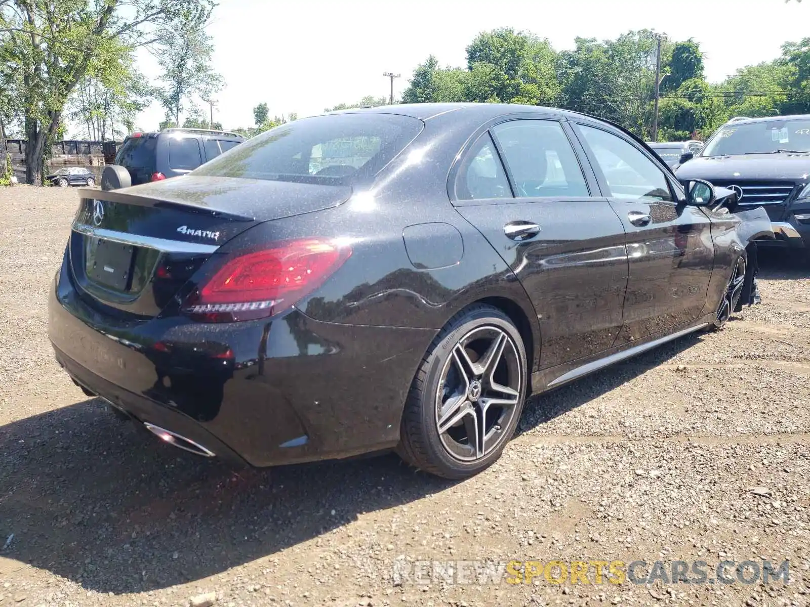 4 Photograph of a damaged car WDDWF8EB6KR513050 MERCEDES-BENZ C-CLASS 2019