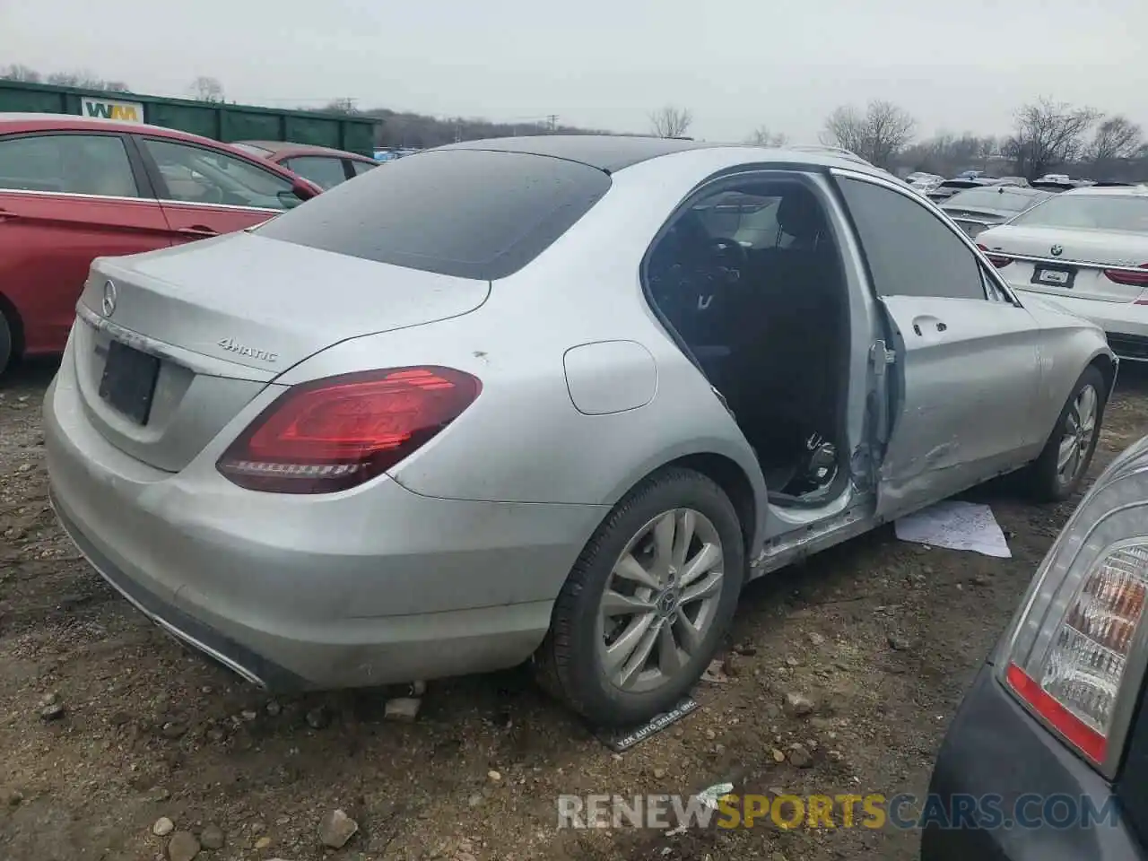 3 Фотография поврежденного автомобиля WDDWF8EB8KR514197 MERCEDES-BENZ C-CLASS 2019