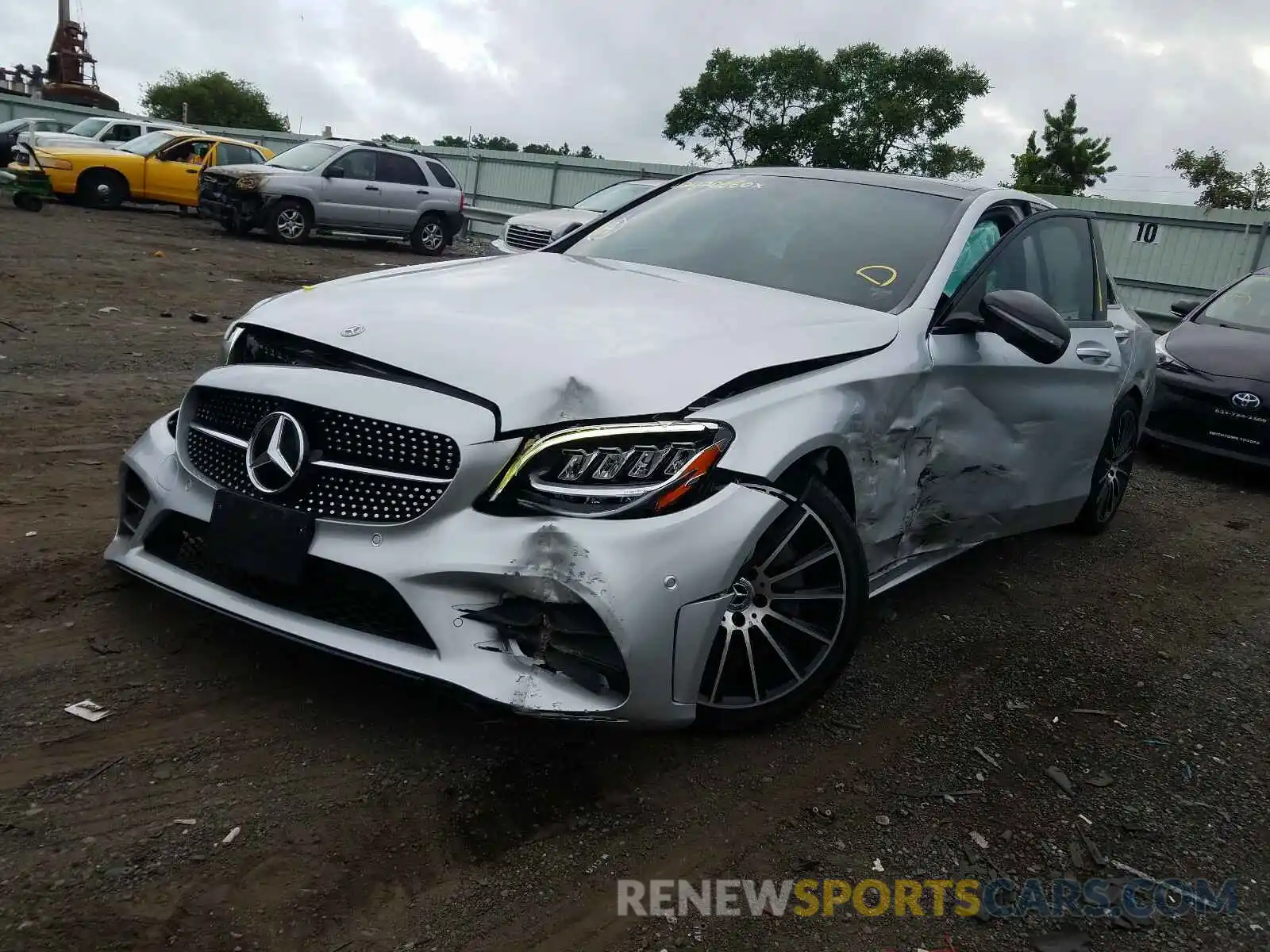 2 Photograph of a damaged car WDDWF8EBXKR514587 MERCEDES-BENZ C CLASS 2019