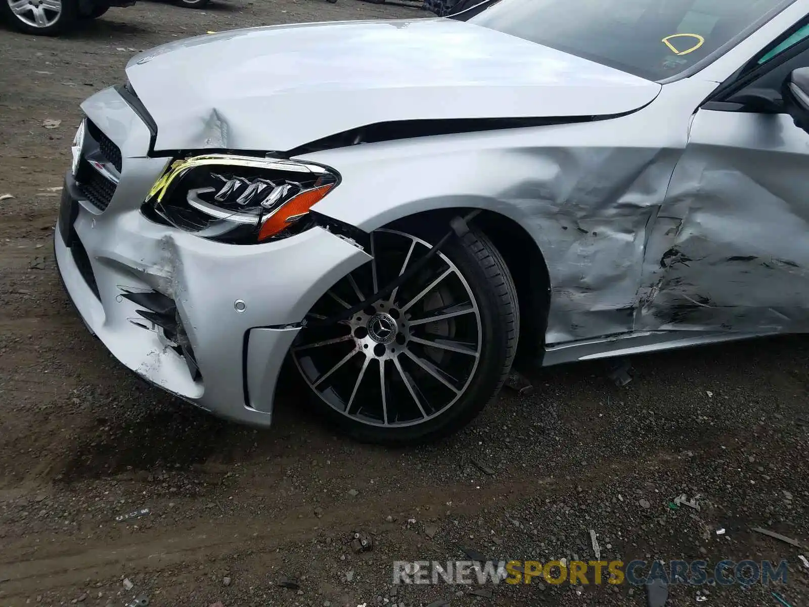 9 Photograph of a damaged car WDDWF8EBXKR514587 MERCEDES-BENZ C CLASS 2019