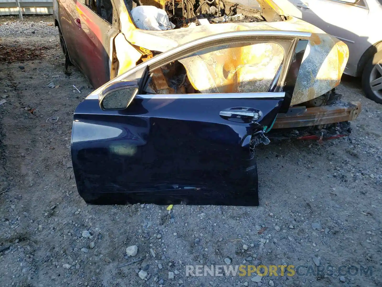 9 Photograph of a damaged car WDDWF8EBXKR517893 MERCEDES-BENZ C CLASS 2019