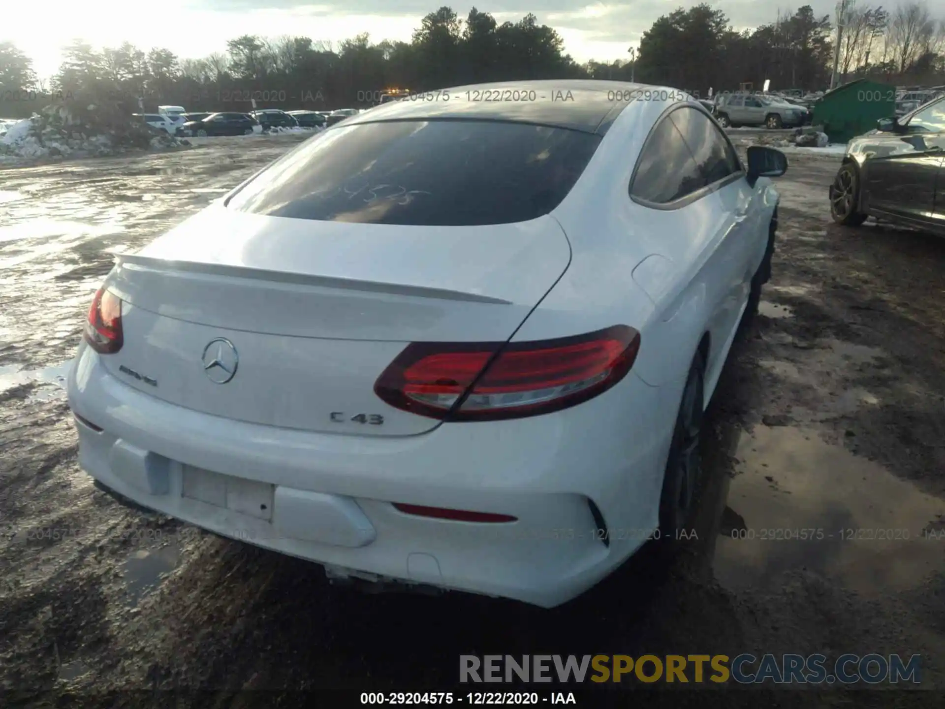 4 Photograph of a damaged car WDDWJ6EB6KF844487 MERCEDES-BENZ C-CLASS 2019