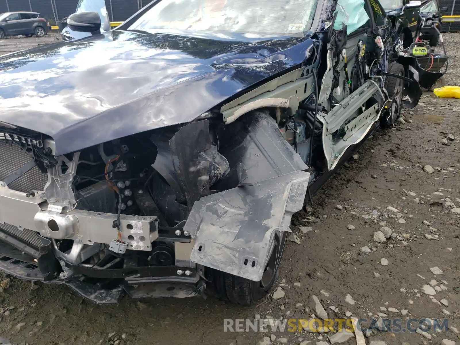 9 Photograph of a damaged car WDDWJ6EB8KF807201 MERCEDES-BENZ C-CLASS 2019