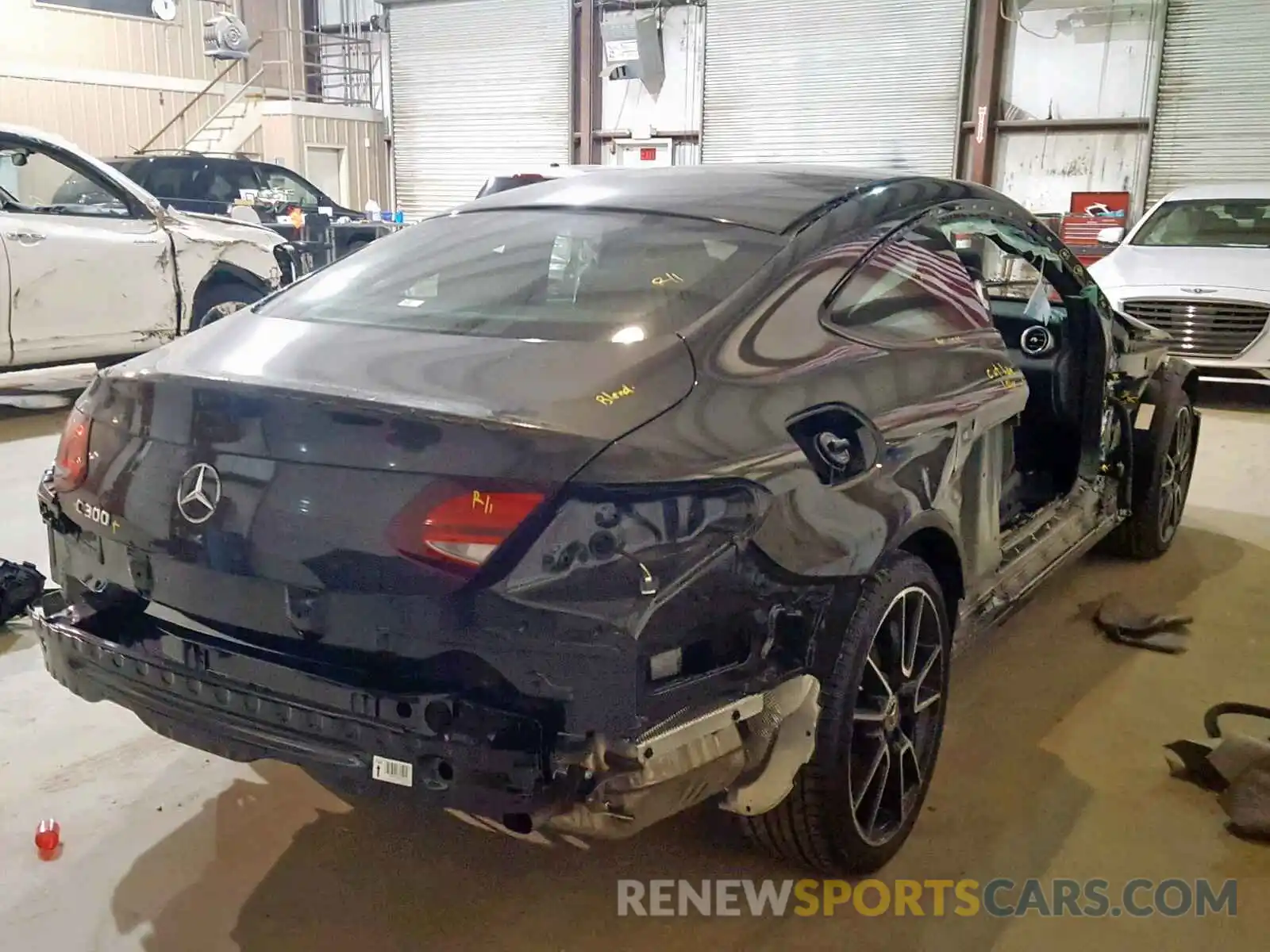 4 Photograph of a damaged car WDDWJ8DB0KF807044 MERCEDES-BENZ C CLASS 2019