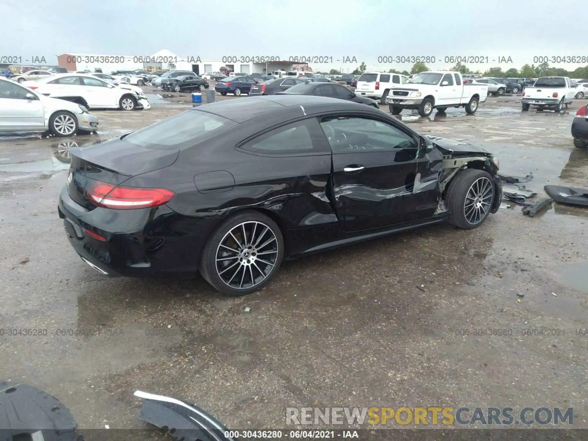 4 Photograph of a damaged car WDDWJ8DB0KF850752 MERCEDES-BENZ C-CLASS 2019