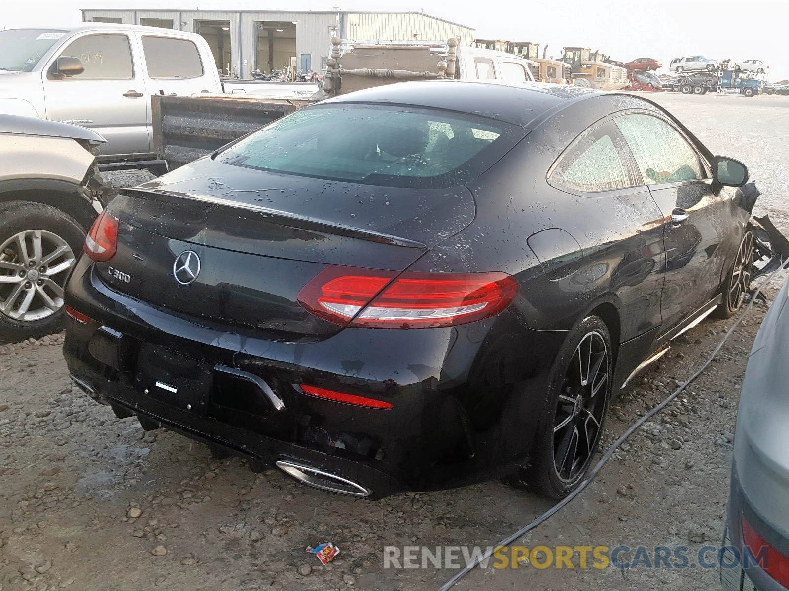 4 Photograph of a damaged car WDDWJ8DB0KF860908 MERCEDES-BENZ C CLASS 2019