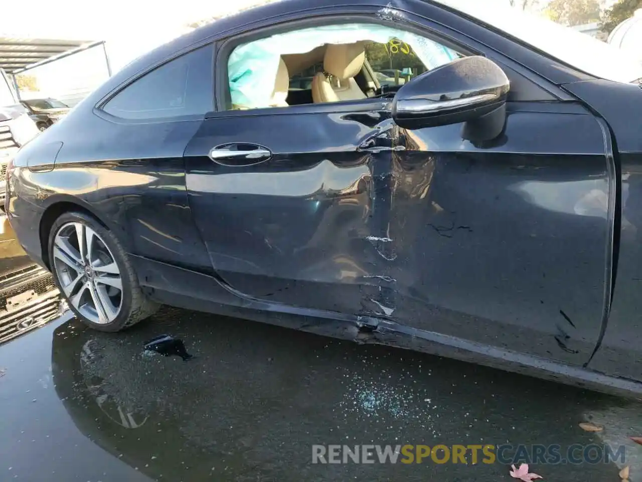 9 Photograph of a damaged car WDDWJ8DB1KF773311 MERCEDES-BENZ C-CLASS 2019